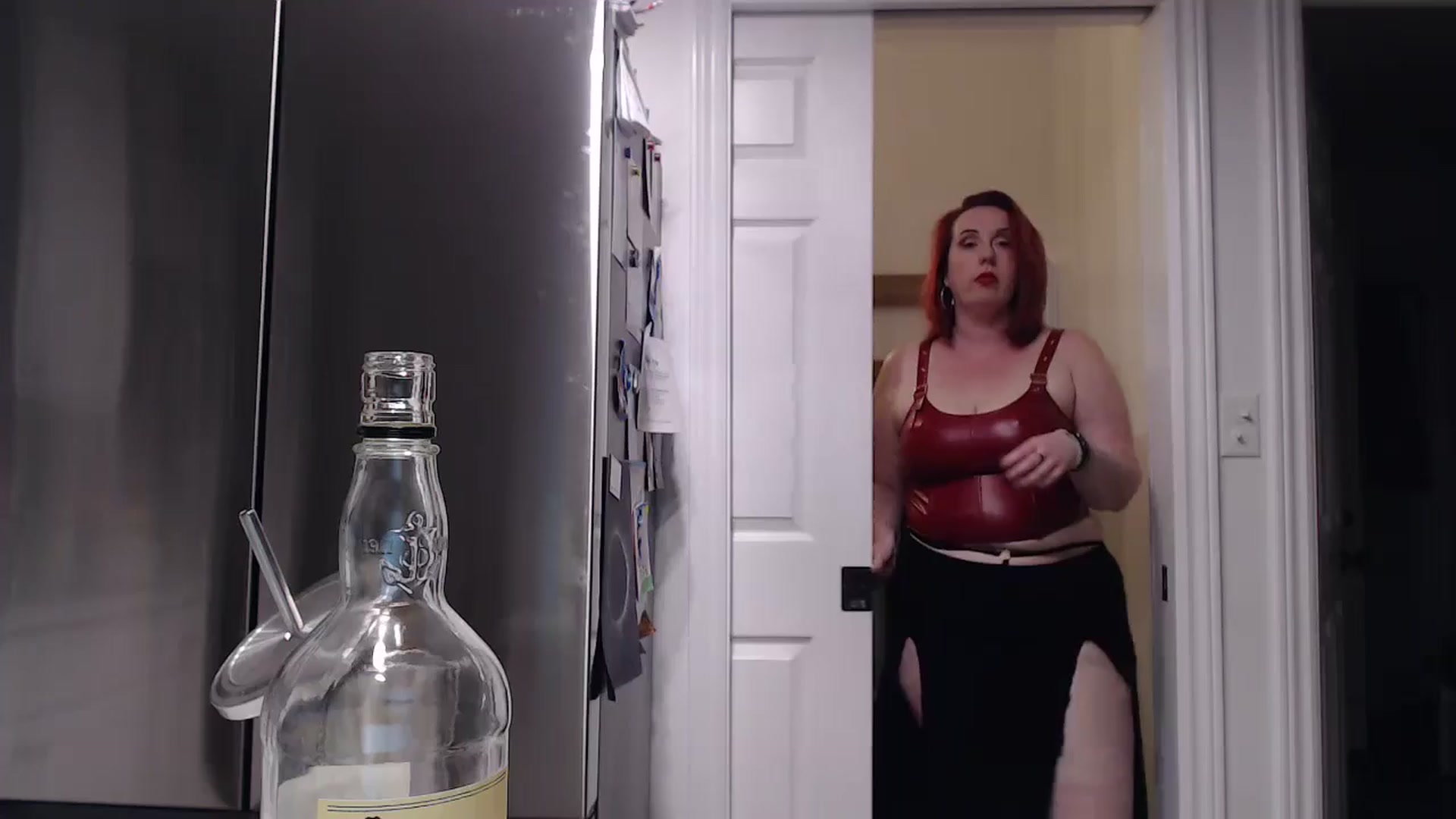 Gallery image thumbnail from Sexyred4U69's myfreecams stream on, 05/24/2024, 01:07 image 13 of 20