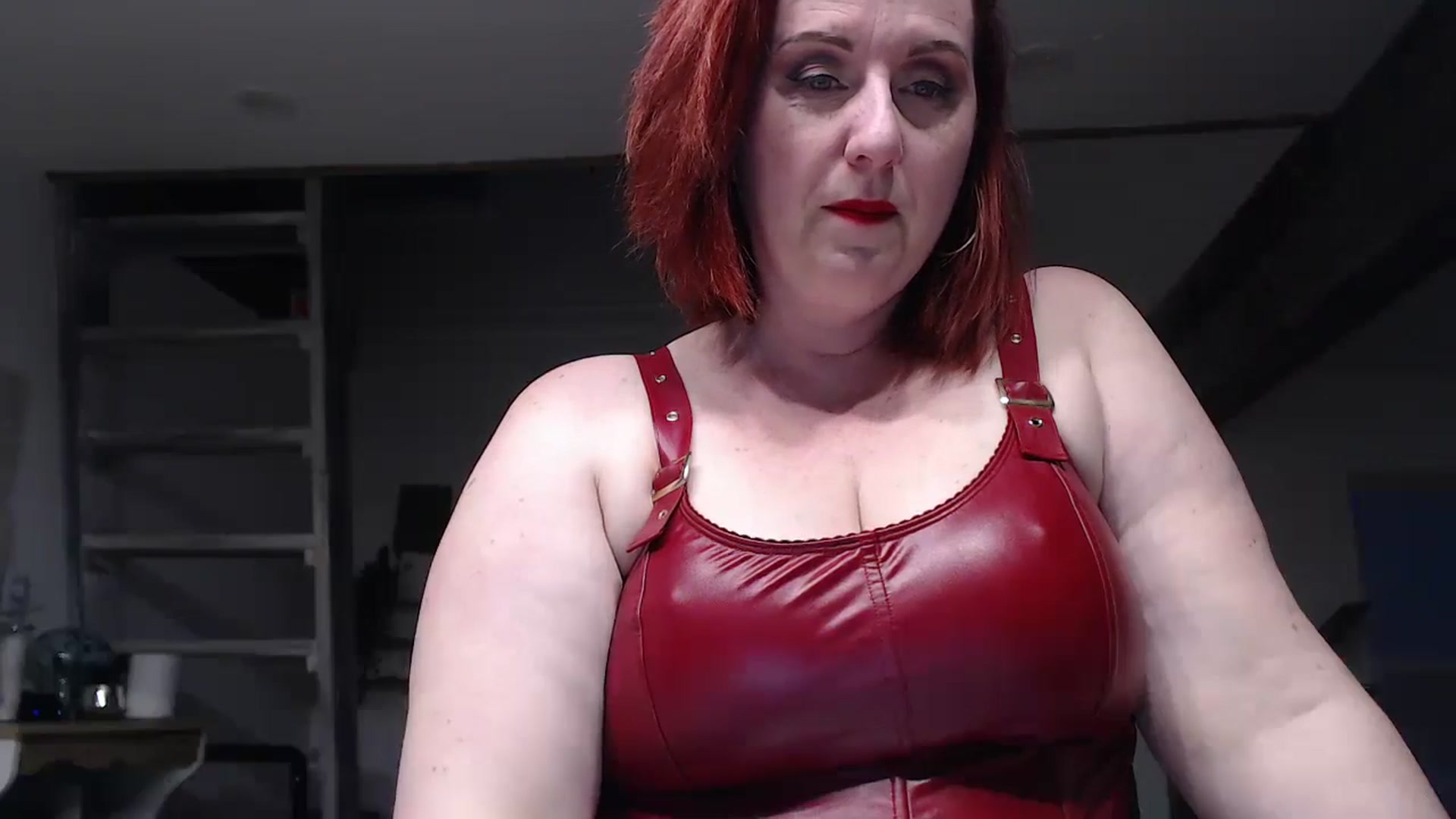 Gallery image thumbnail from Sexyred4U69's myfreecams stream on, 05/24/2024, 01:07 image 4 of 20
