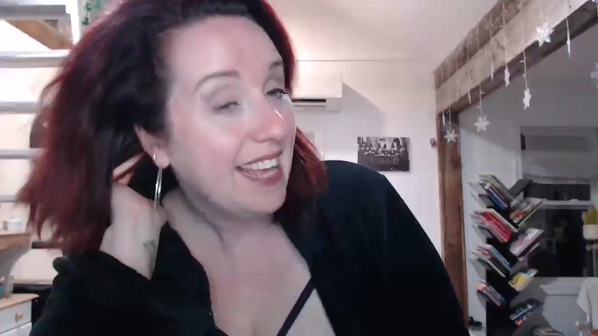 Gallery image thumbnail from Sexyred4U69's myfreecams stream on, 03/13/2025, 02:23 image 5 of 20
