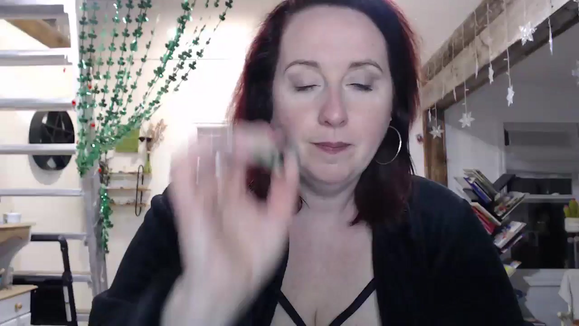 Gallery image thumbnail from Sexyred4U69's myfreecams stream on, 03/13/2025, 02:23 image 3 of 20