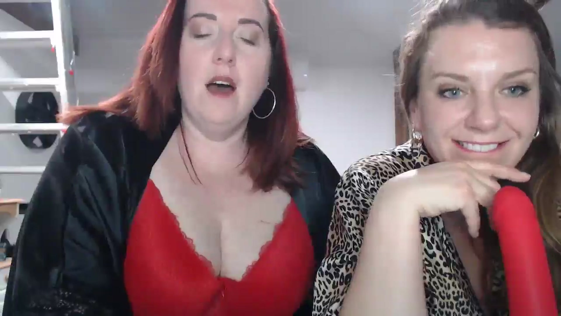 Gallery image thumbnail from Sexyred4U69's myfreecams stream on, 03/24/2026, 01:41 image 7 of 20