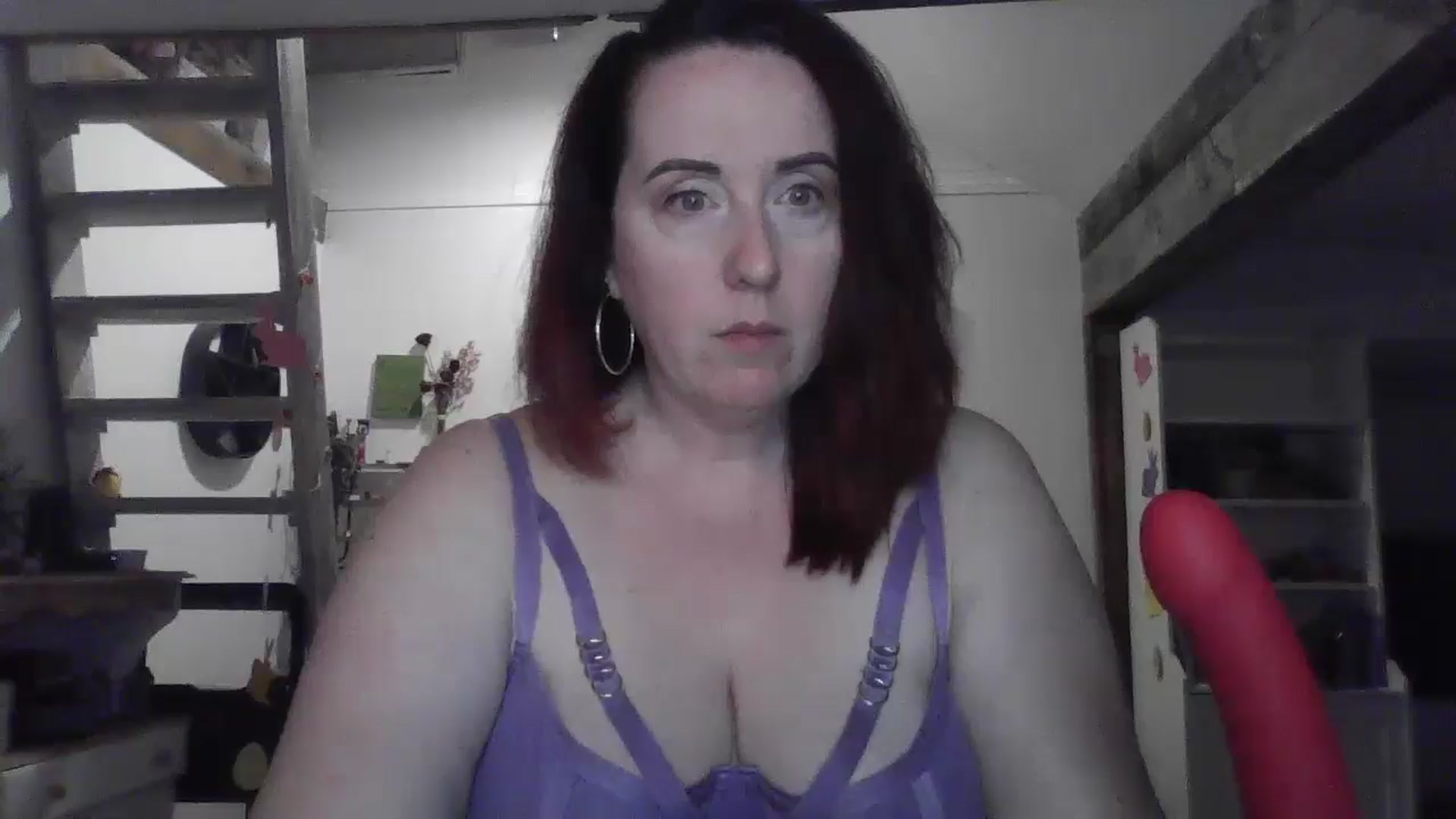 Gallery image thumbnail from Sexyred4U69's myfreecams stream on, 04/02/2026, 03:10 image 5 of 20