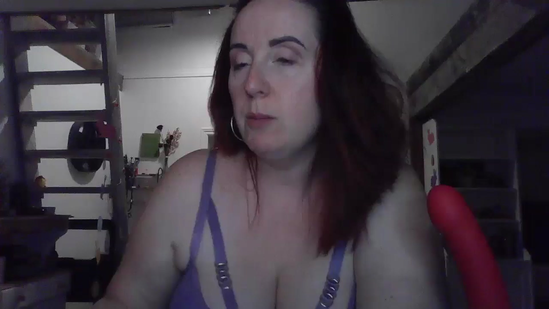 Gallery image thumbnail from Sexyred4U69's myfreecams stream on, 04/02/2026, 03:10 image 4 of 20