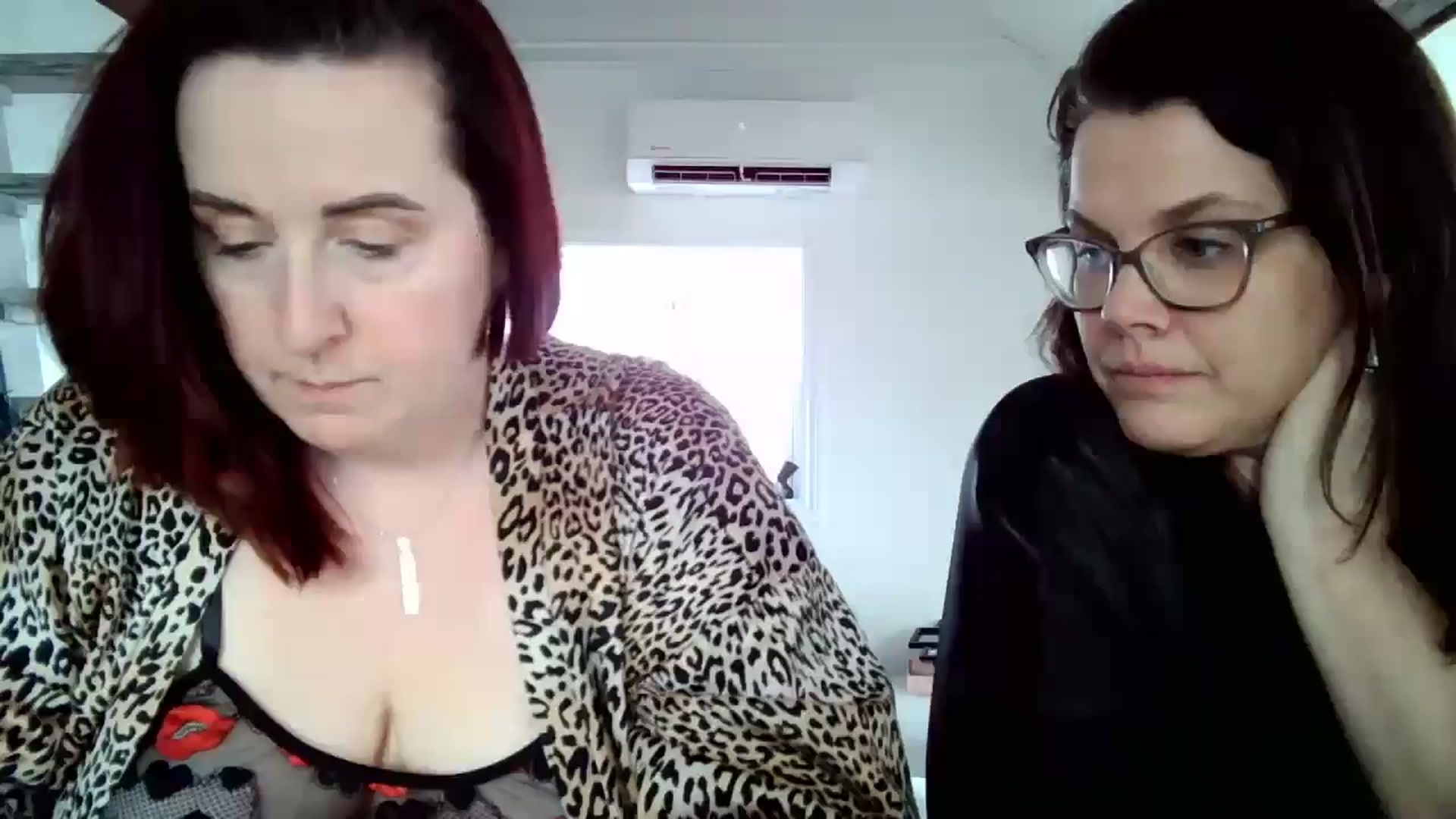 Gallery image thumbnail from Sexyred4U69's myfreecams stream on, 04/06/2026, 18:31 image 1 of 20