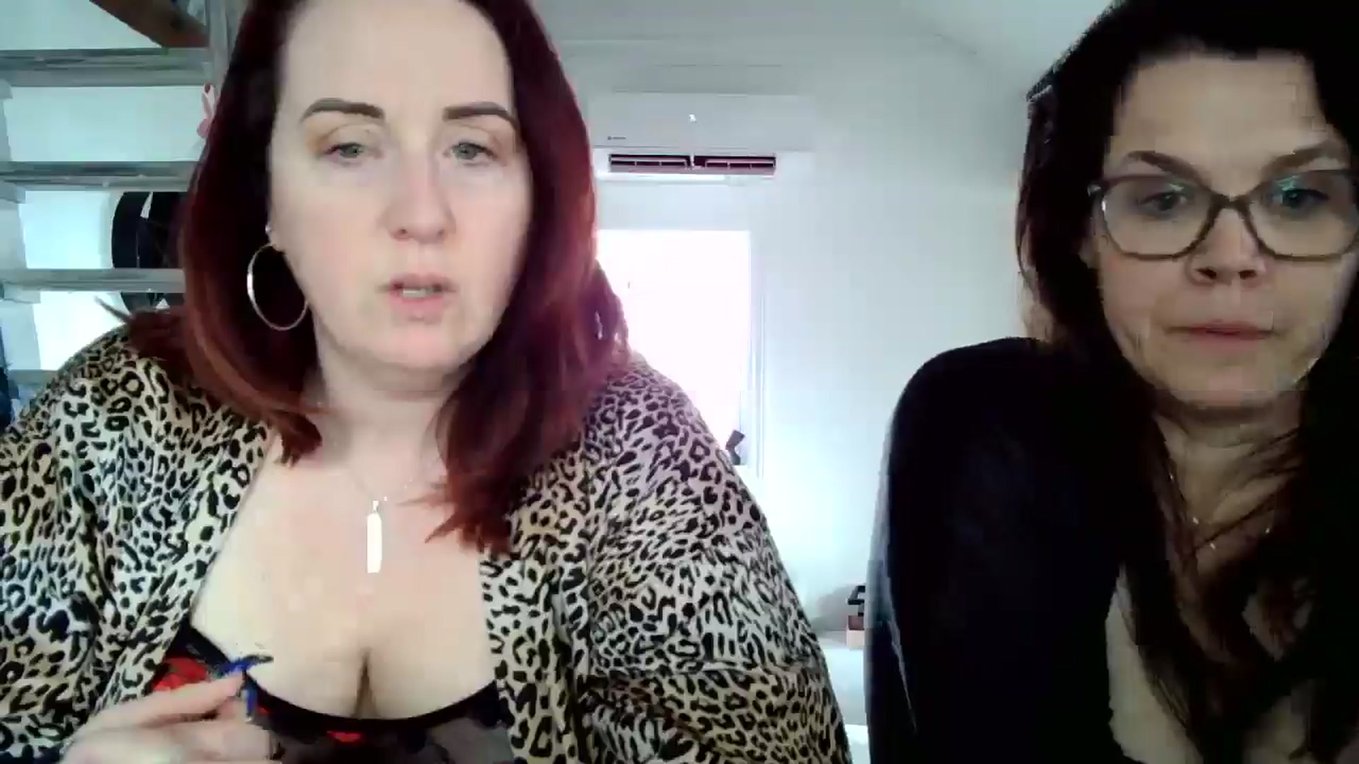 Gallery image thumbnail from Sexyred4U69's myfreecams stream on, 04/06/2026, 18:31 image 5 of 20