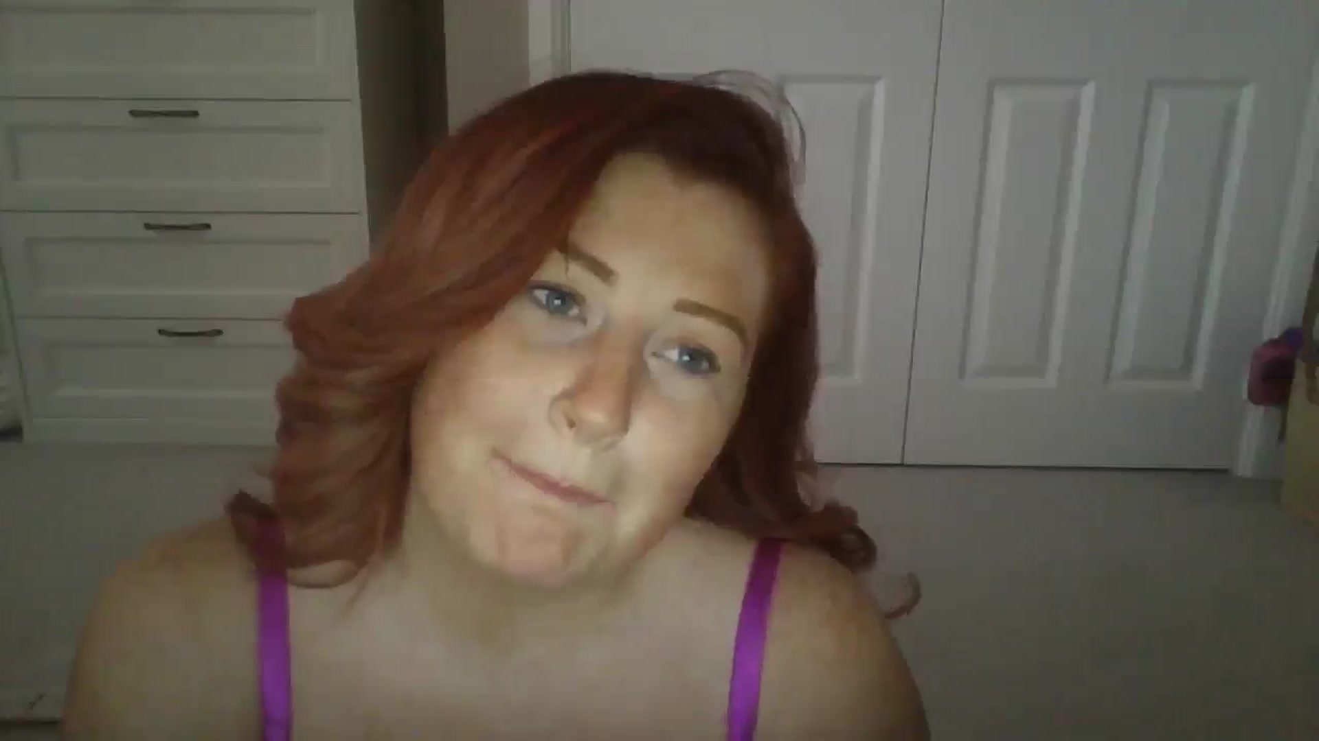 Gallery image thumbnail from Sexyredhead27's myfreecams stream on, 08/07/2024, 12:35 image 20 of 20