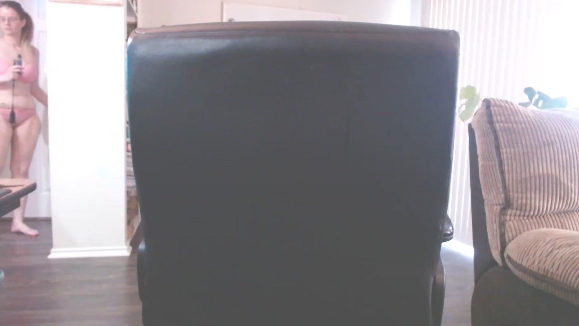 Gallery image thumbnail from Sexysandy99's myfreecams stream on, 08/21/2023, 19:20 image 9 of 20