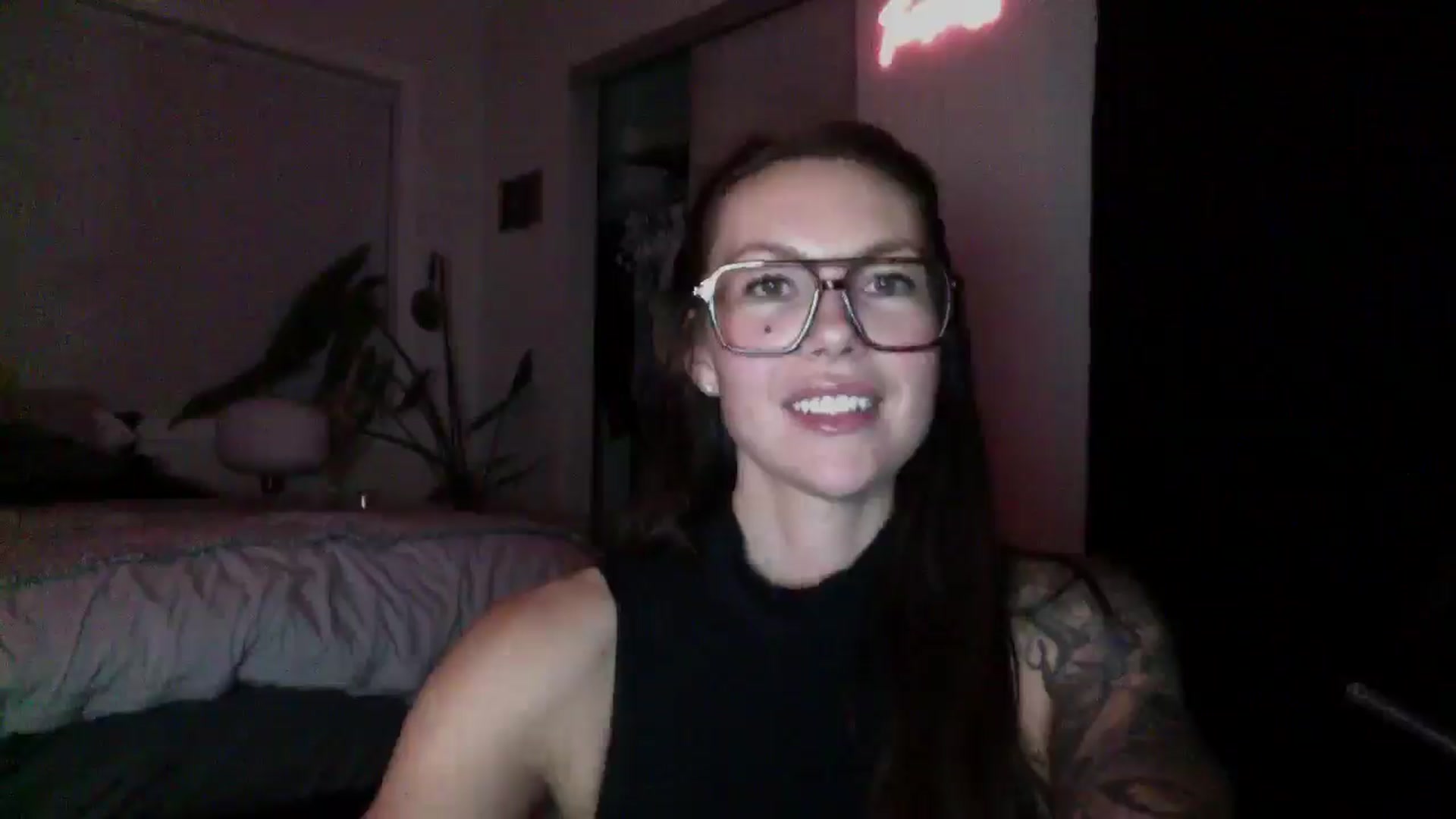 Gallery image thumbnail from Sexyscorpio55's myfreecams stream on, 01/13/2026, 06:20 image 19 of 20