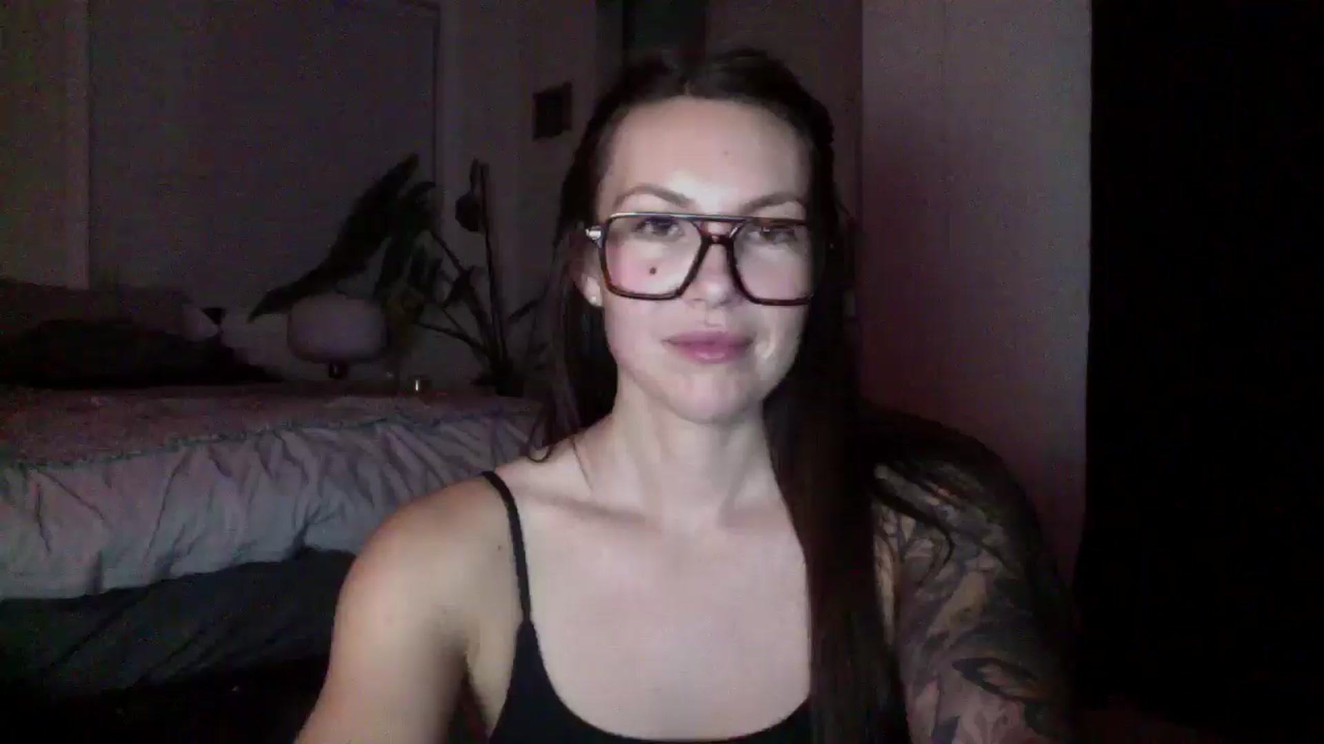 Gallery image thumbnail from Sexyscorpio55's myfreecams stream on, 01/13/2026, 07:09 image 7 of 20