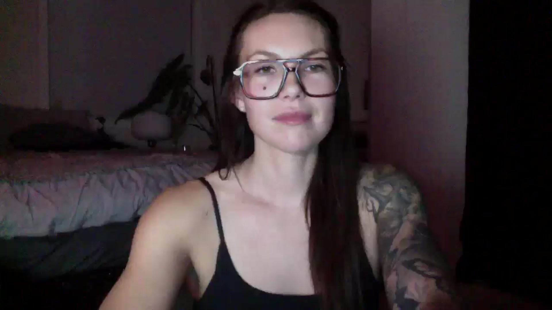 Gallery image thumbnail from Sexyscorpio55's myfreecams stream on, 01/13/2026, 07:09 image 12 of 20