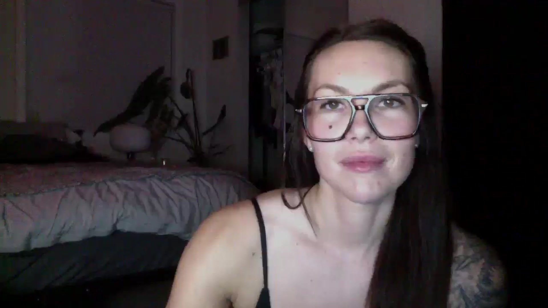 Gallery image thumbnail from Sexyscorpio55's myfreecams stream on, 01/13/2026, 07:09 image 6 of 20