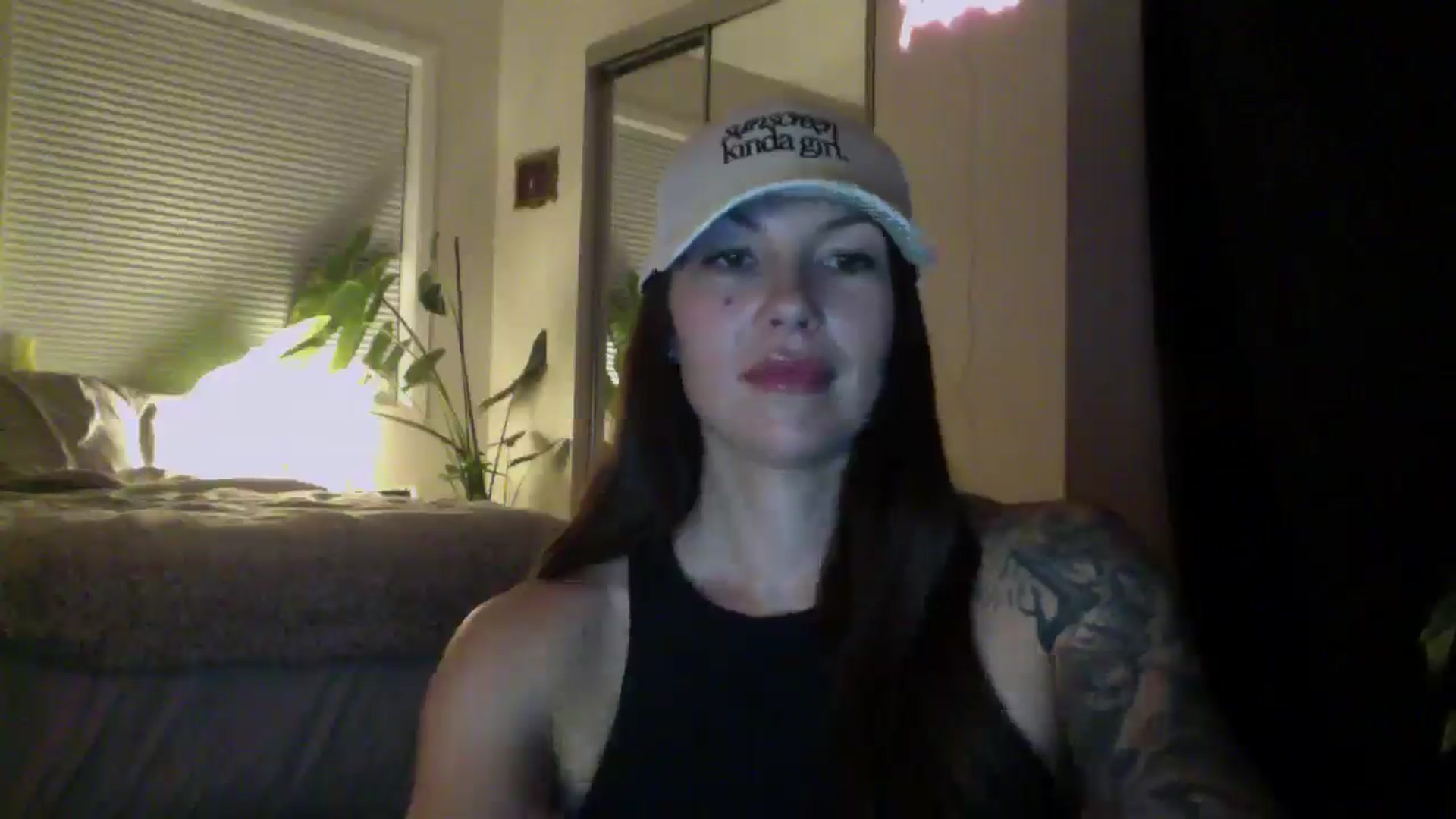 Gallery image thumbnail from Sexyscorpio55's myfreecams stream on, 01/18/2026, 02:32 image 7 of 20