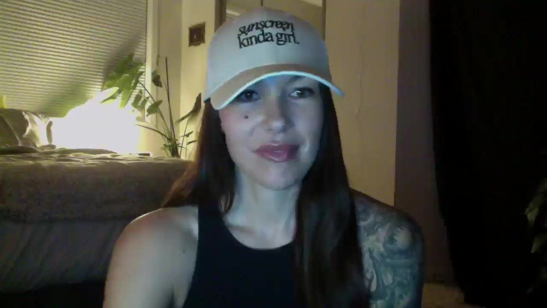 Gallery image thumbnail from Sexyscorpio55's myfreecams stream on, 01/18/2026, 02:32 image 15 of 20