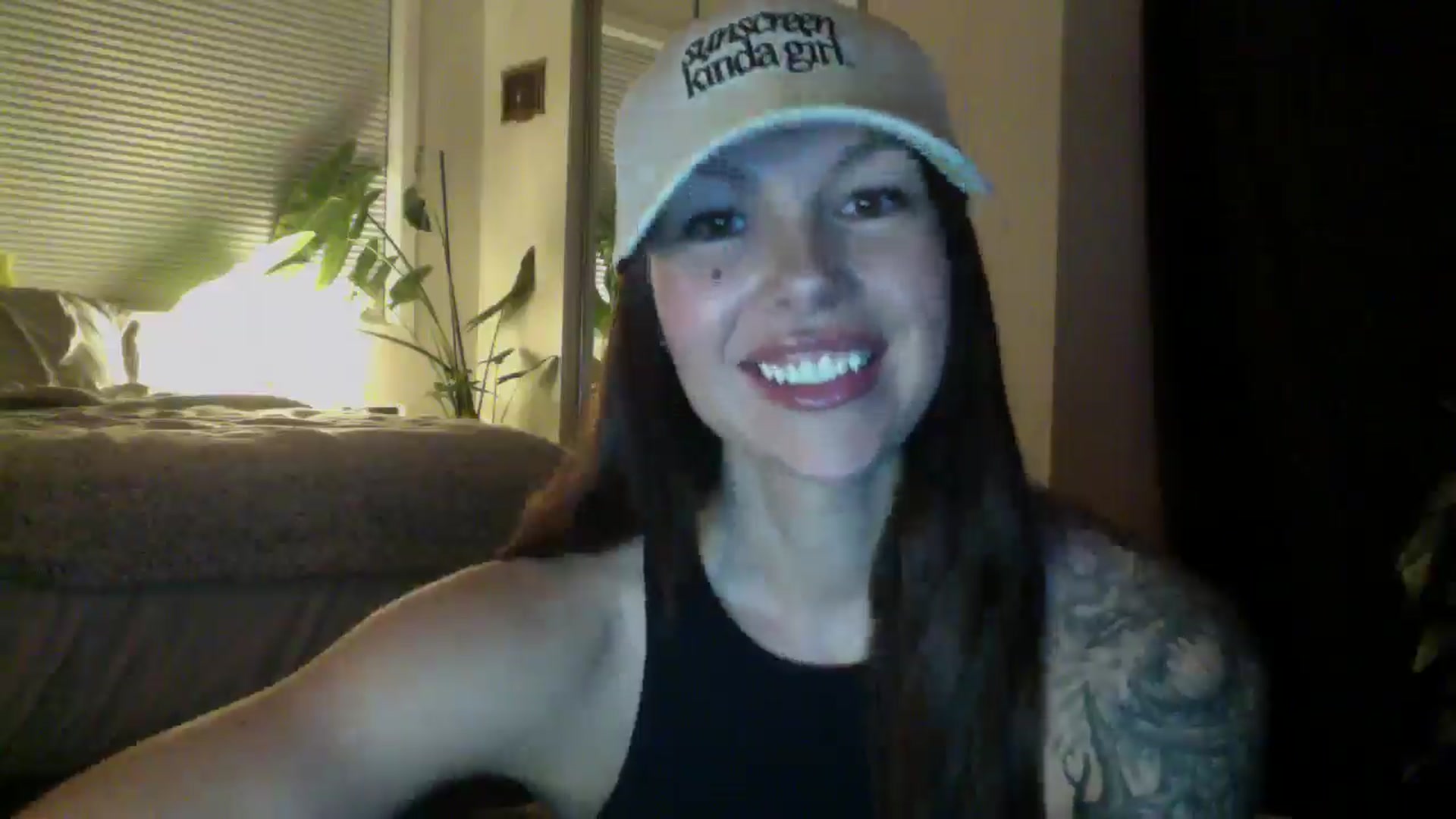 Gallery image thumbnail from Sexyscorpio55's myfreecams stream on, 01/18/2026, 02:32 image 16 of 20