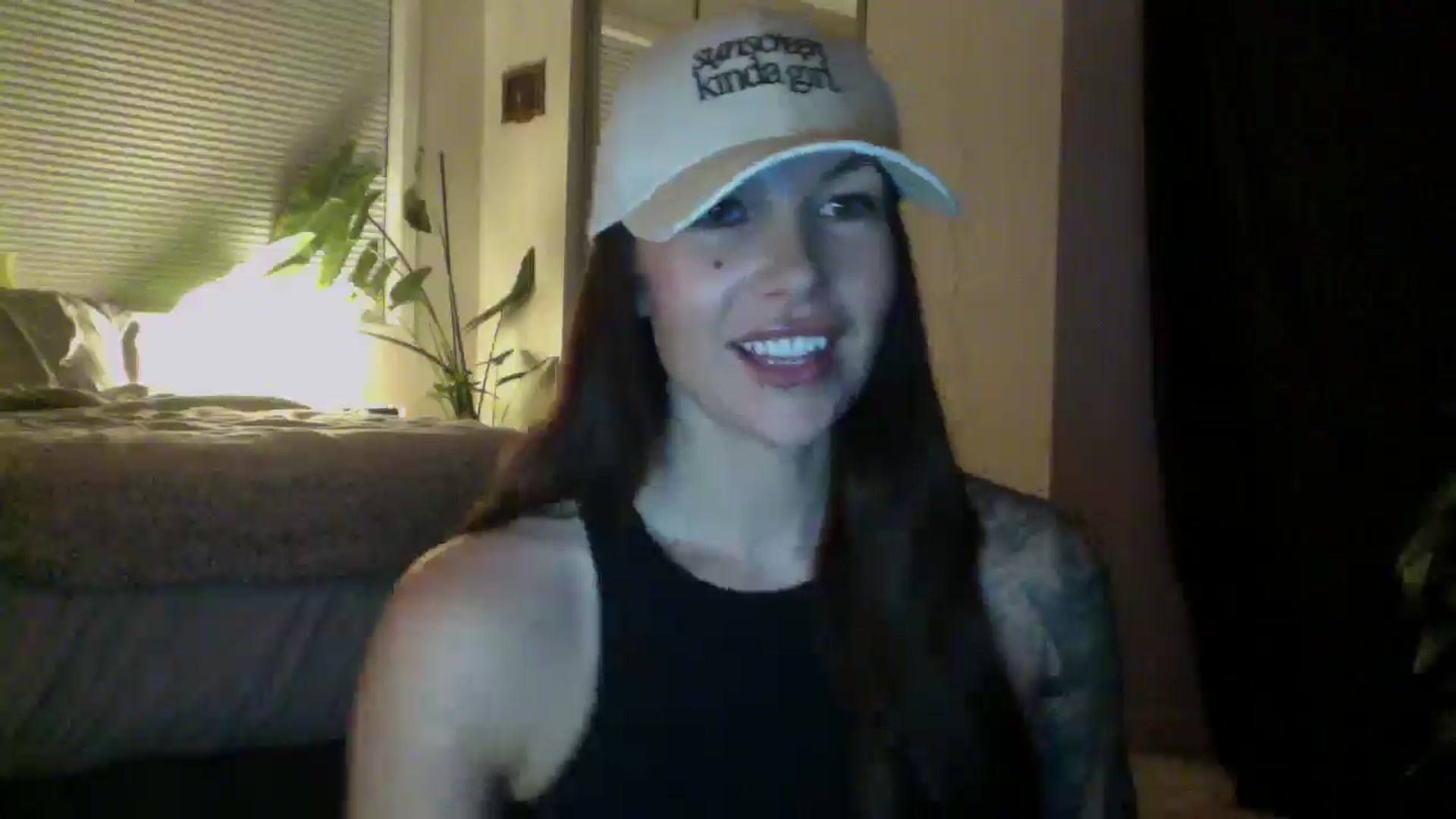 Gallery image thumbnail from Sexyscorpio55's myfreecams stream on, 01/18/2026, 02:32 image 18 of 20