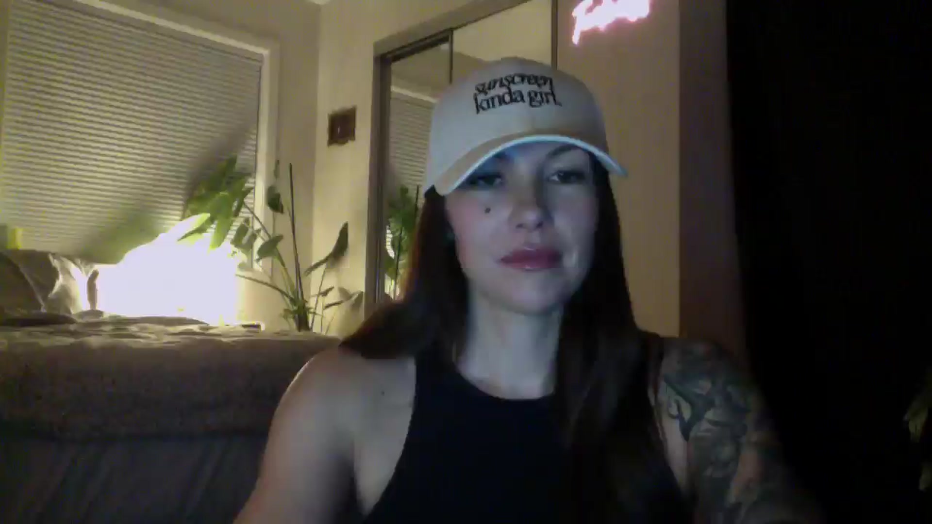 Gallery image thumbnail from Sexyscorpio55's myfreecams stream on, 01/18/2026, 02:32 image 1 of 20