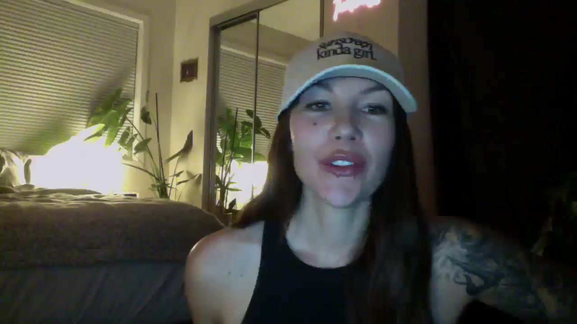Gallery image thumbnail from Sexyscorpio55's myfreecams stream on, 01/18/2026, 02:32 image 10 of 20
