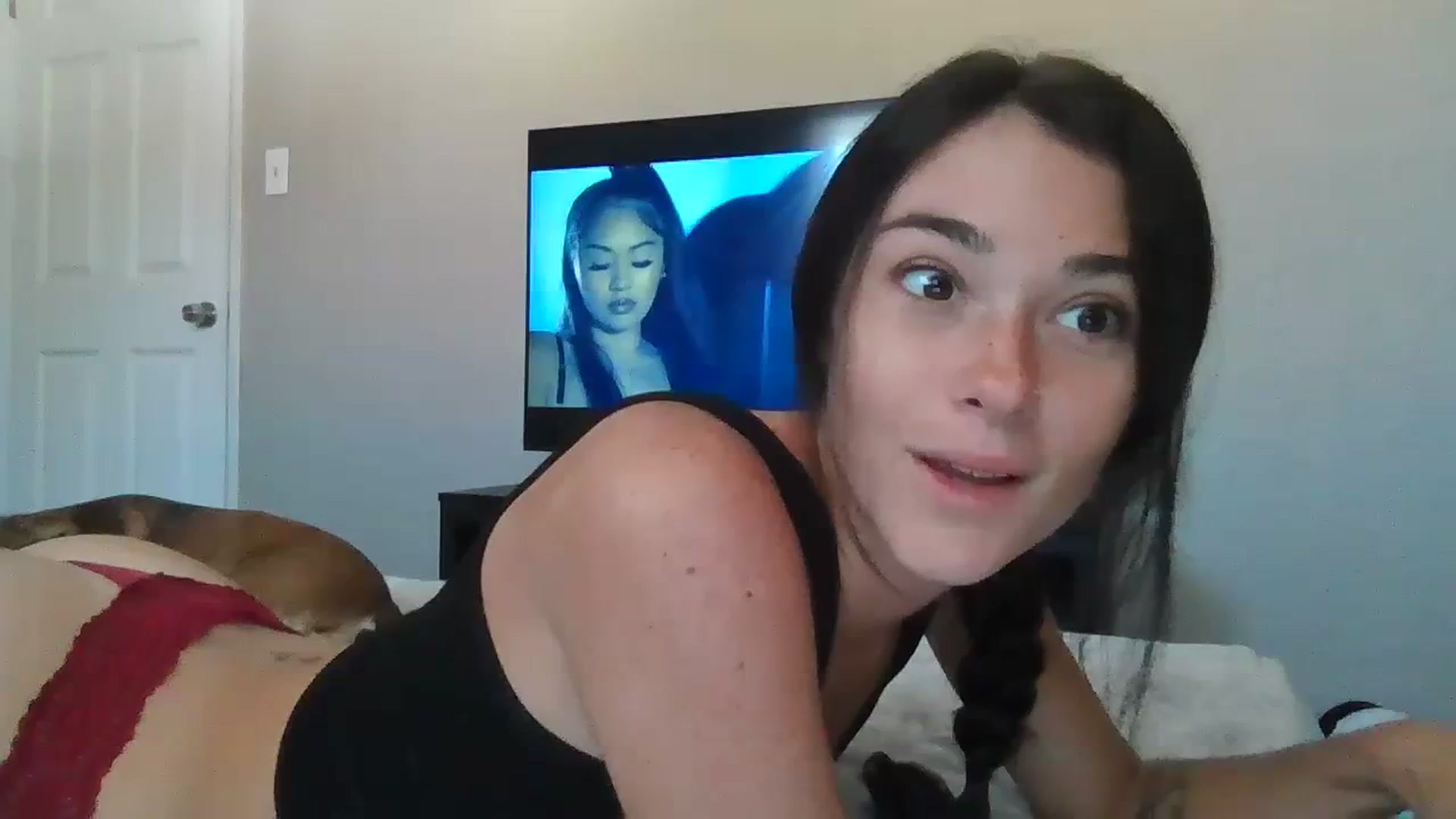 Gallery image thumbnail from Sexyy_lexxxi's myfreecams stream on, 09/23/2023, 16:36 image 9 of 20