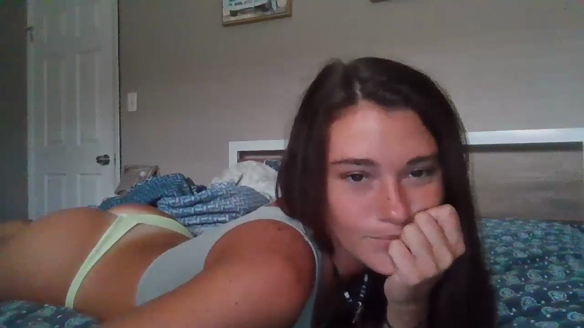 Gallery image thumbnail from Sexyy_lexxxi's myfreecams stream on, 06/25/2024, 18:01 image 7 of 20