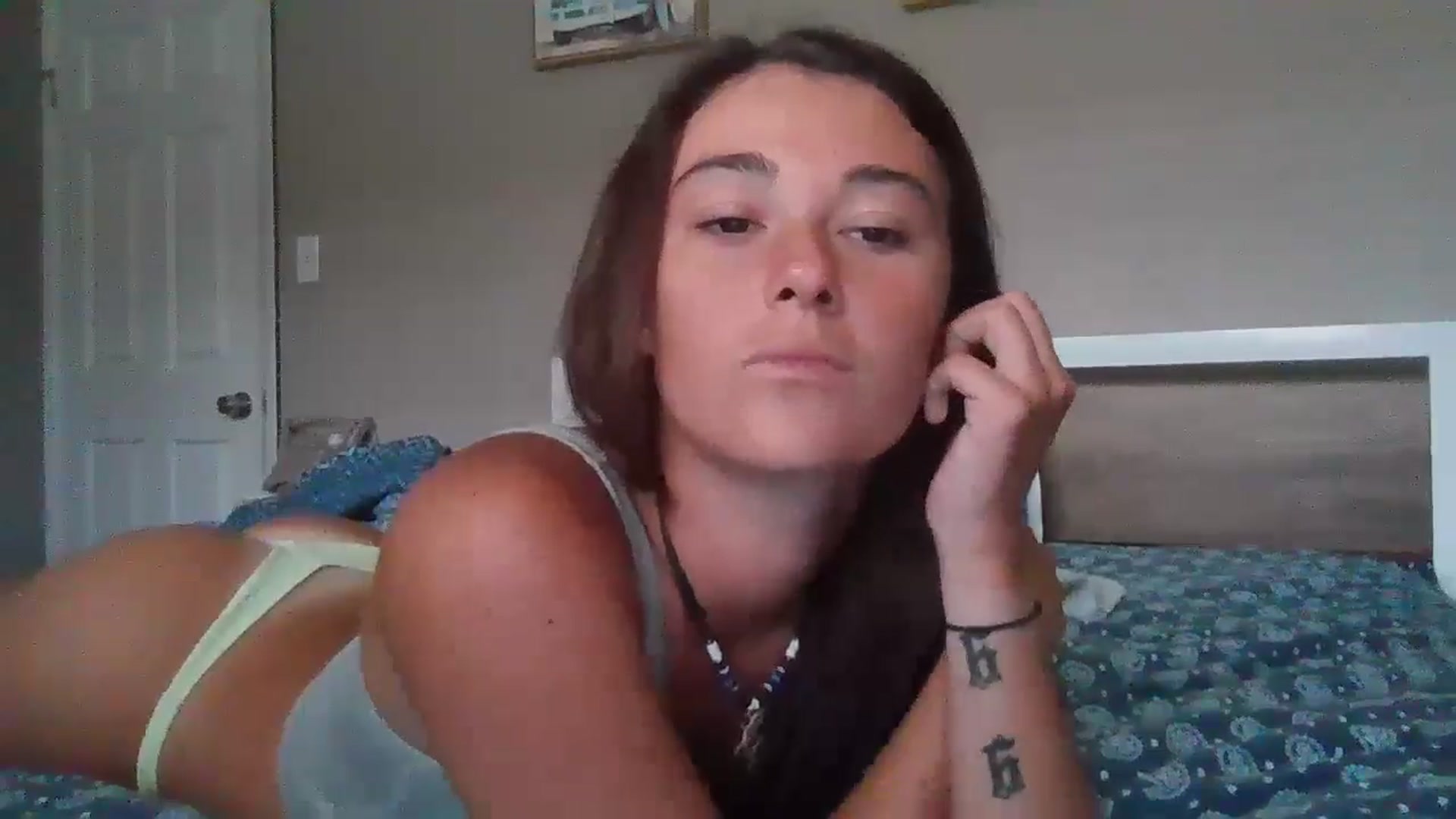 Gallery image thumbnail from Sexyy_lexxxi's myfreecams stream on, 06/25/2024, 18:01 image 8 of 20