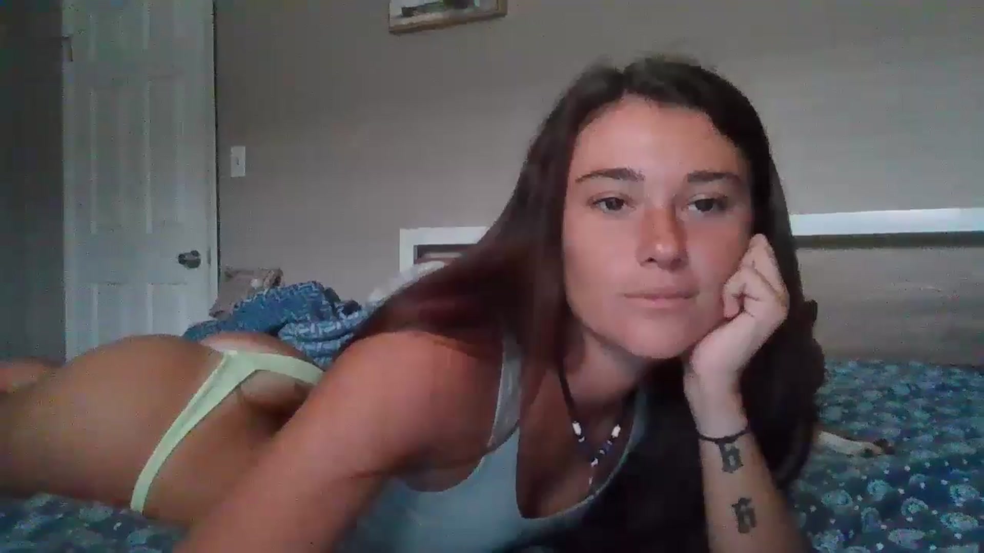 Gallery image thumbnail from Sexyy_lexxxi's myfreecams stream on, 06/25/2024, 18:01 image 2 of 20