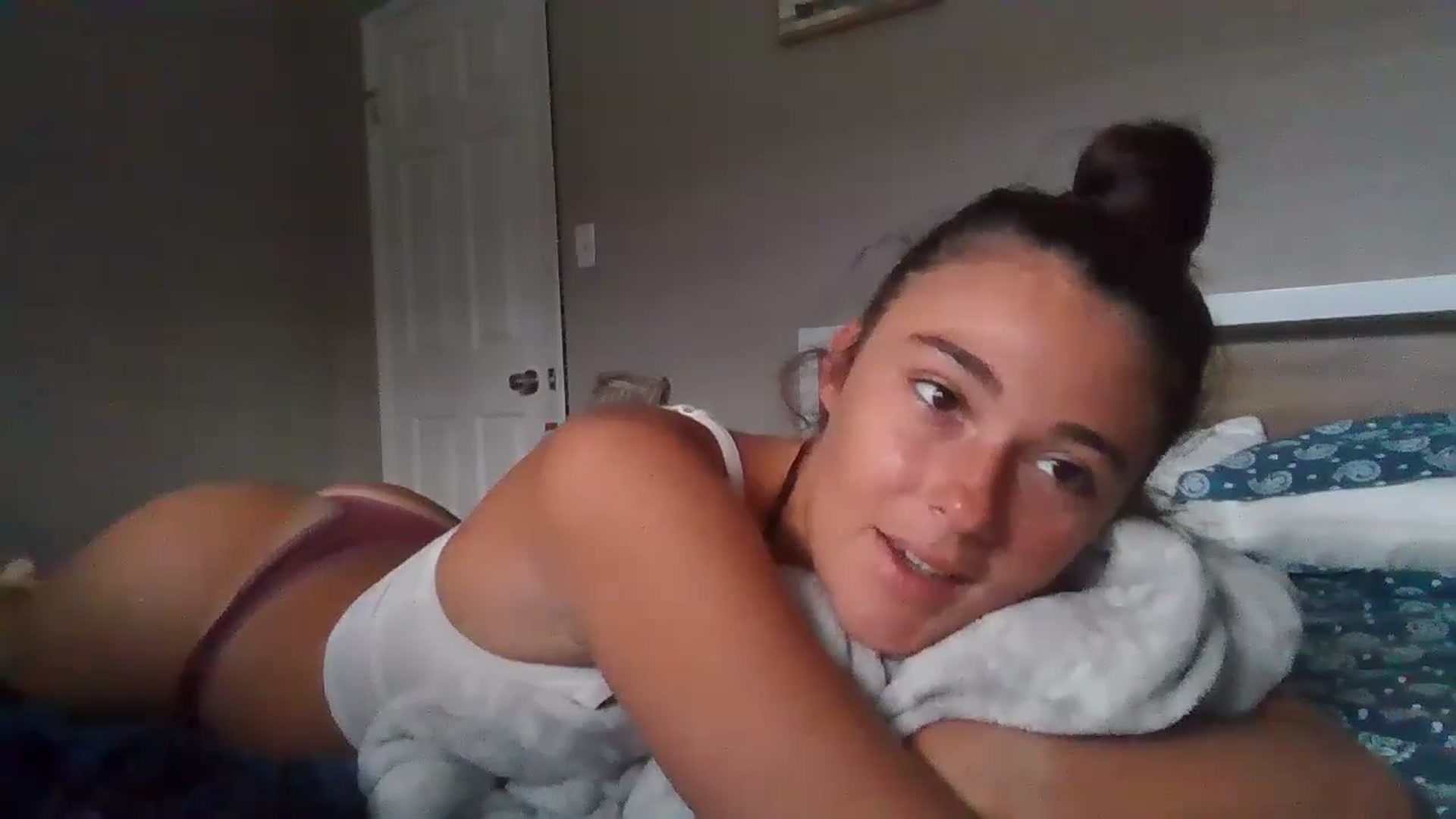 Gallery image thumbnail from Sexyy_lexxxi's myfreecams stream on, 06/28/2024, 16:54 image 7 of 20