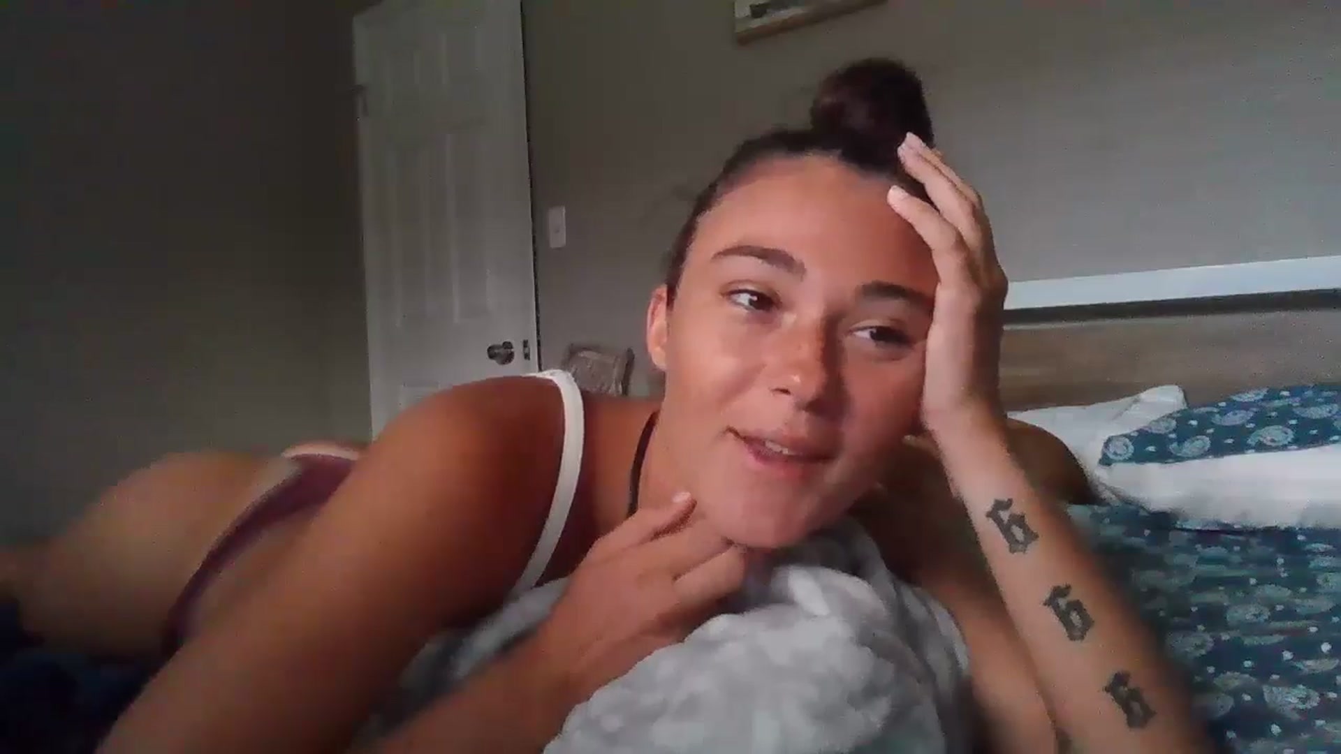 Gallery image thumbnail from Sexyy_lexxxi's myfreecams stream on, 06/28/2024, 16:54 image 9 of 20