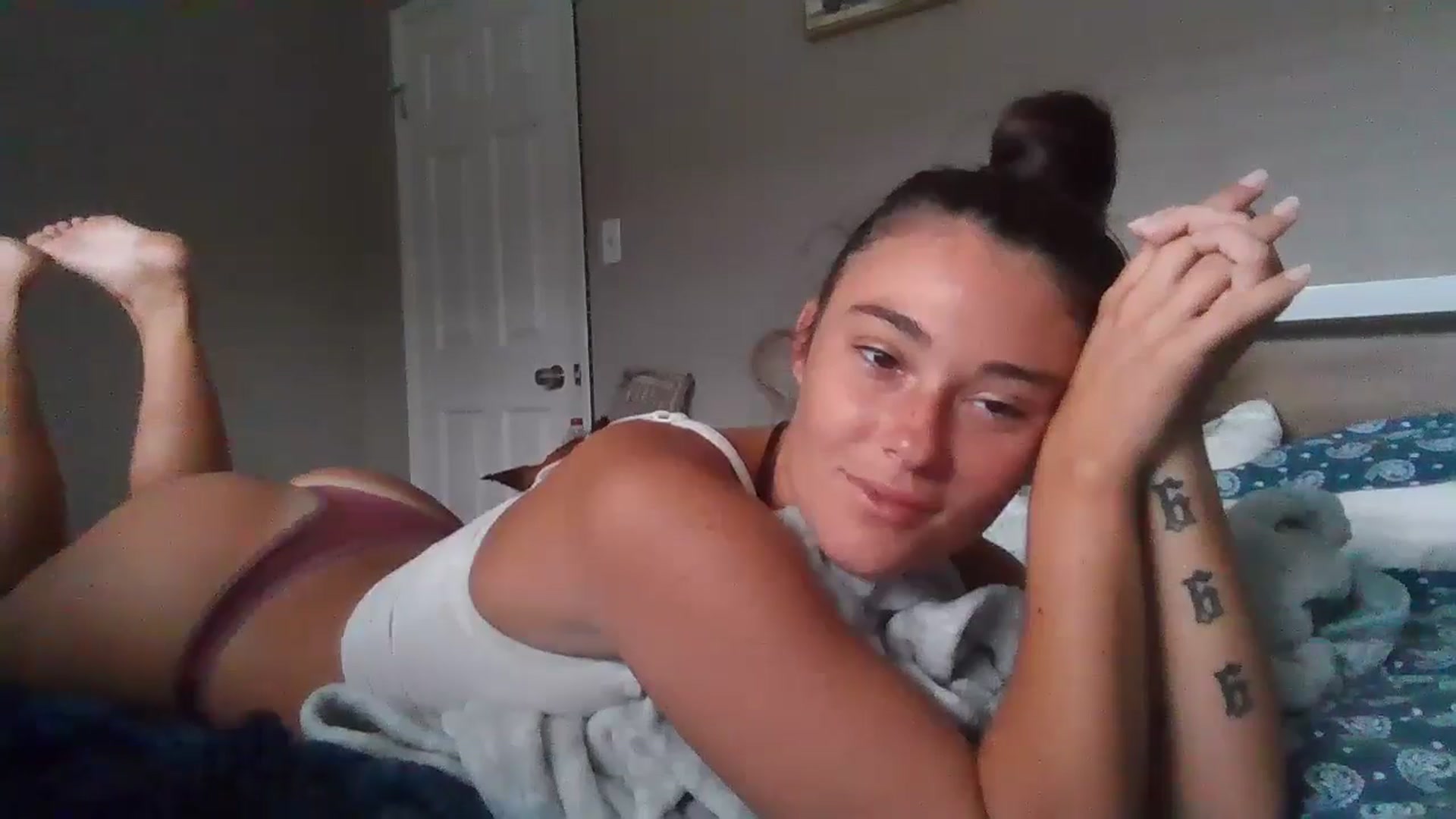 Gallery image thumbnail from Sexyy_lexxxi's myfreecams stream on, 06/28/2024, 16:54 image 5 of 20