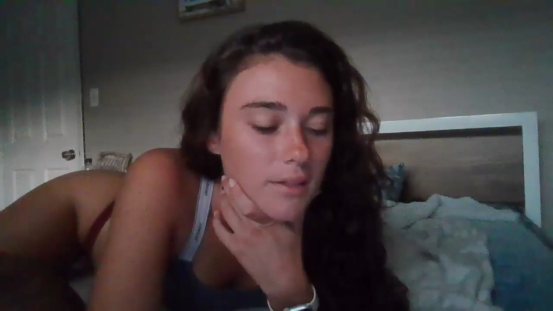 Gallery image thumbnail from Sexyy_lexxxi's myfreecams stream on, 06/30/2024, 23:47 image 13 of 20