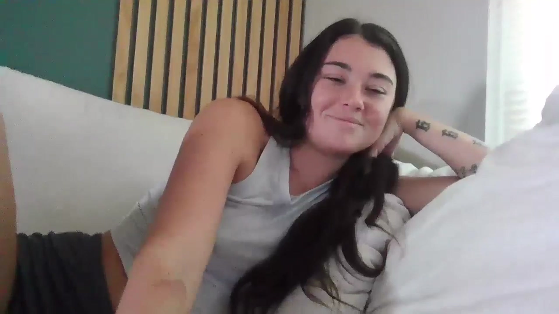 Gallery image thumbnail from Sexyy_lexxxi's myfreecams stream on, 10/02/2025, 17:06 image 13 of 20