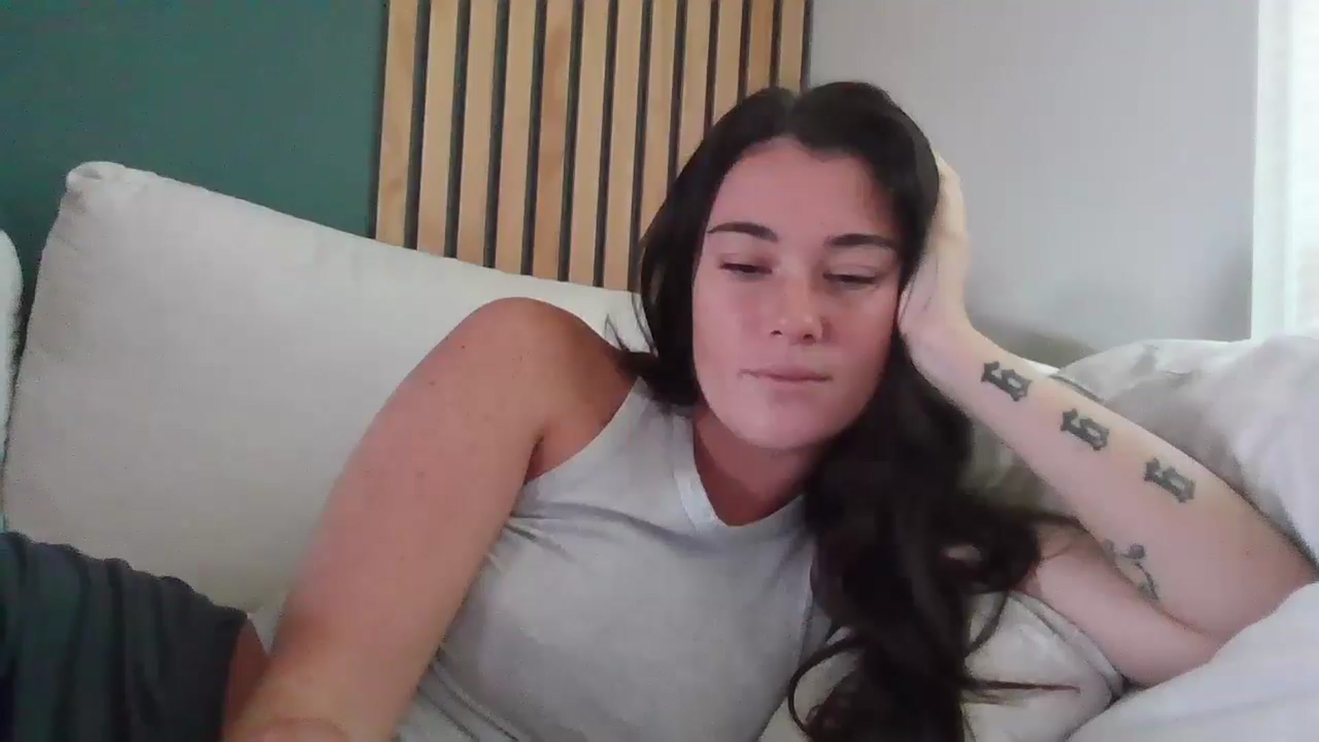 Gallery image thumbnail from Sexyy_lexxxi's myfreecams stream on, 10/02/2025, 17:06 image 7 of 20