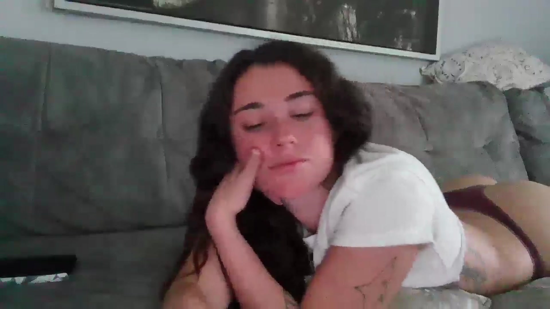 Gallery image thumbnail from Sexyy_lexxxi's myfreecams stream on, 01/14/2026, 19:05 image 15 of 20