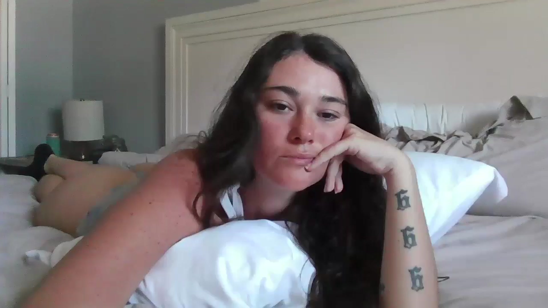 Gallery image thumbnail from Sexyy_lexxxi's myfreecams stream on, 02/02/2026, 17:38 image 13 of 20