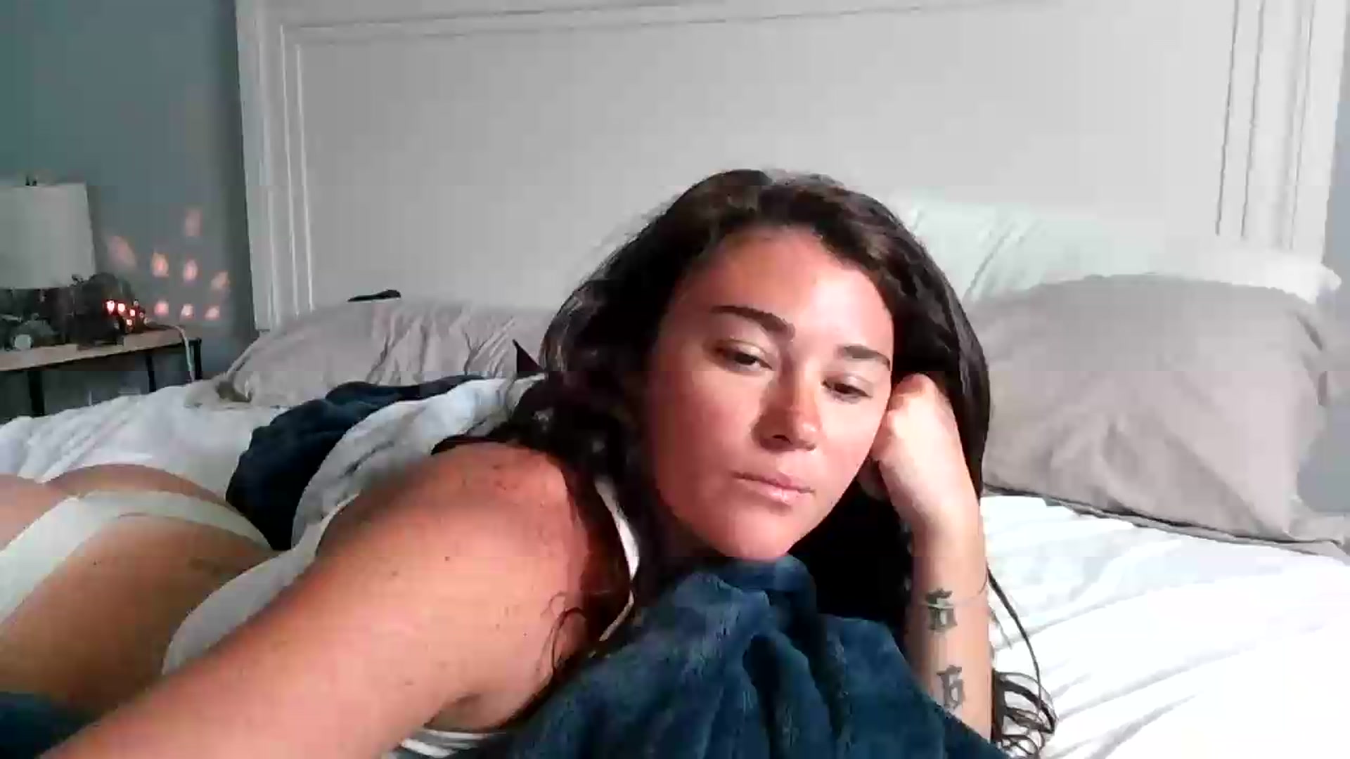 Gallery image thumbnail from Sexyy_lexxxi's myfreecams stream on, 08/27/2026, 14:27 image 10 of 20