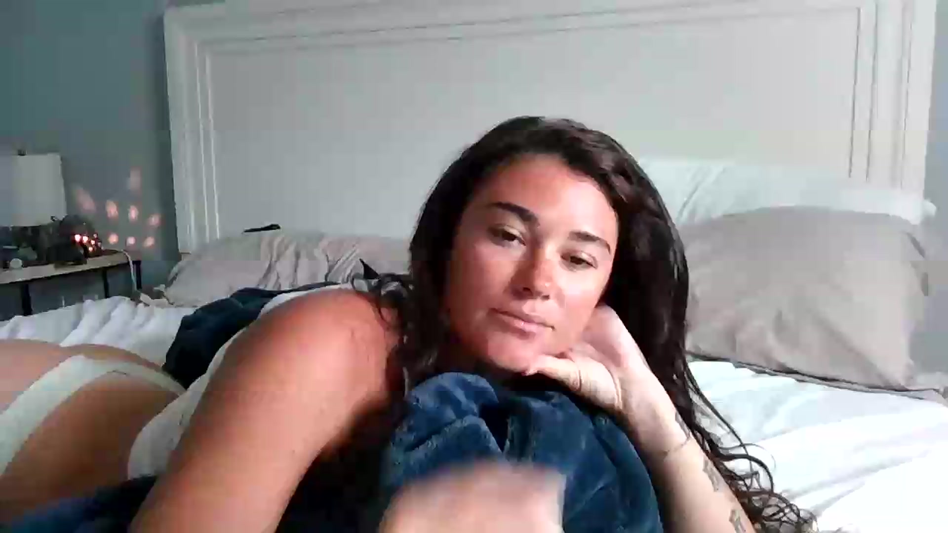 Gallery image thumbnail from Sexyy_lexxxi's myfreecams stream on, 08/27/2026, 14:27 image 7 of 20