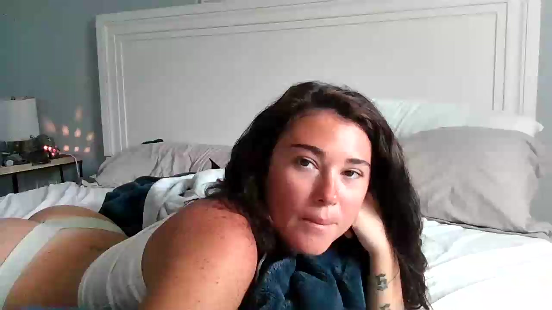 Gallery image thumbnail from Sexyy_lexxxi's myfreecams stream on, 08/27/2026, 14:27 image 3 of 20