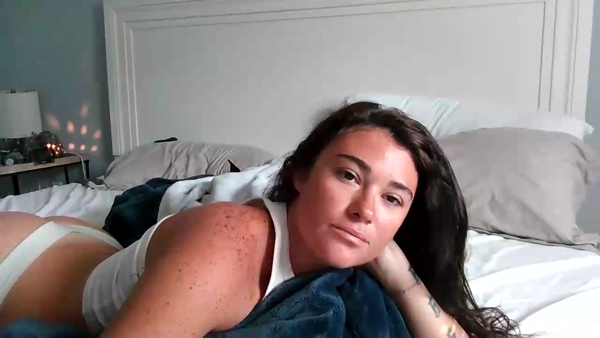 Gallery image thumbnail from Sexyy_lexxxi's myfreecams stream on, 08/27/2026, 14:27 image 8 of 20