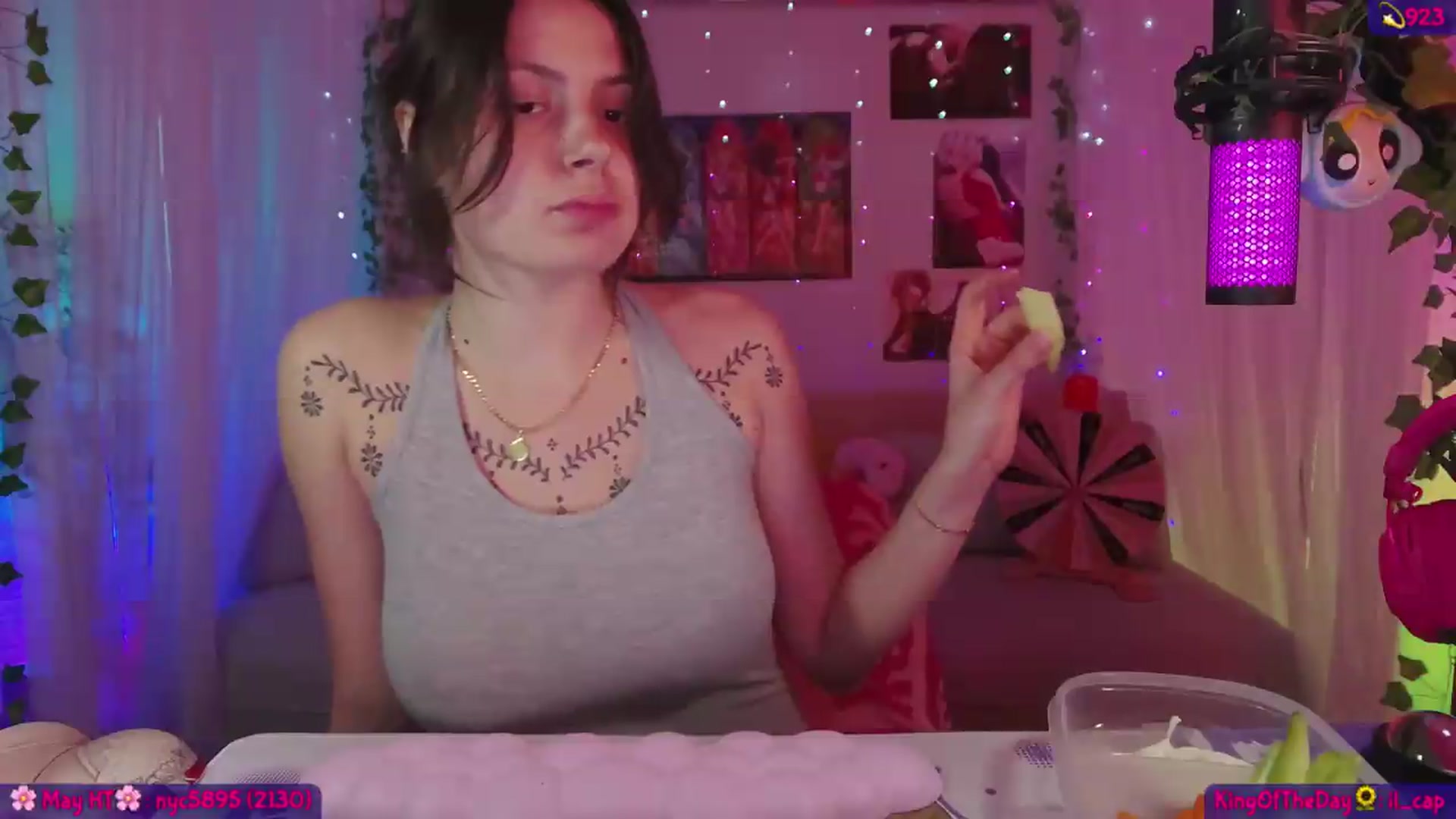 Gallery image thumbnail from SeySo's myfreecams stream on, 05/21/2026, 03:14 image 15 of 20