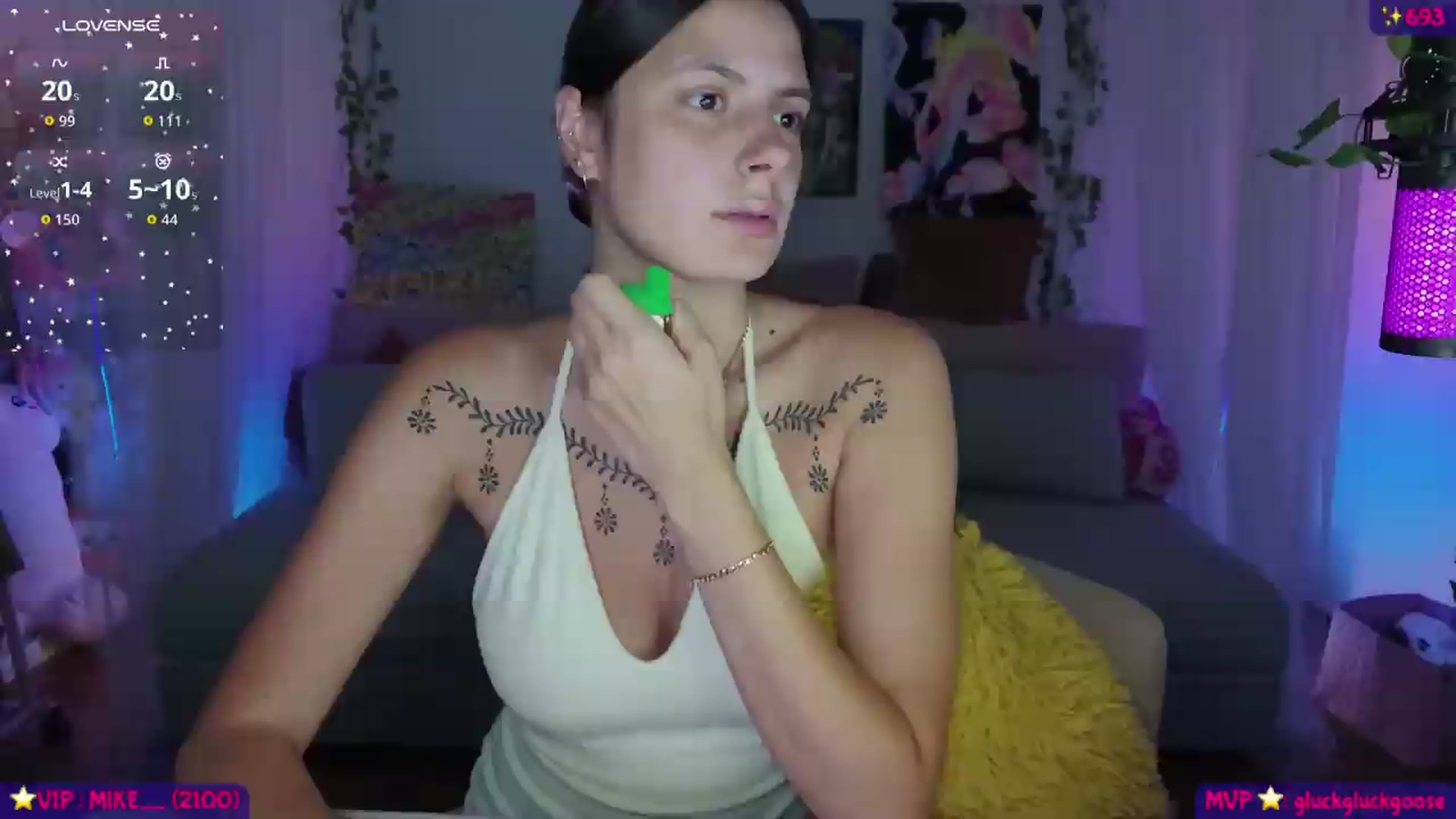 Gallery image thumbnail from SeySo's myfreecams stream on, 08/12/2026, 02:04 image 12 of 20