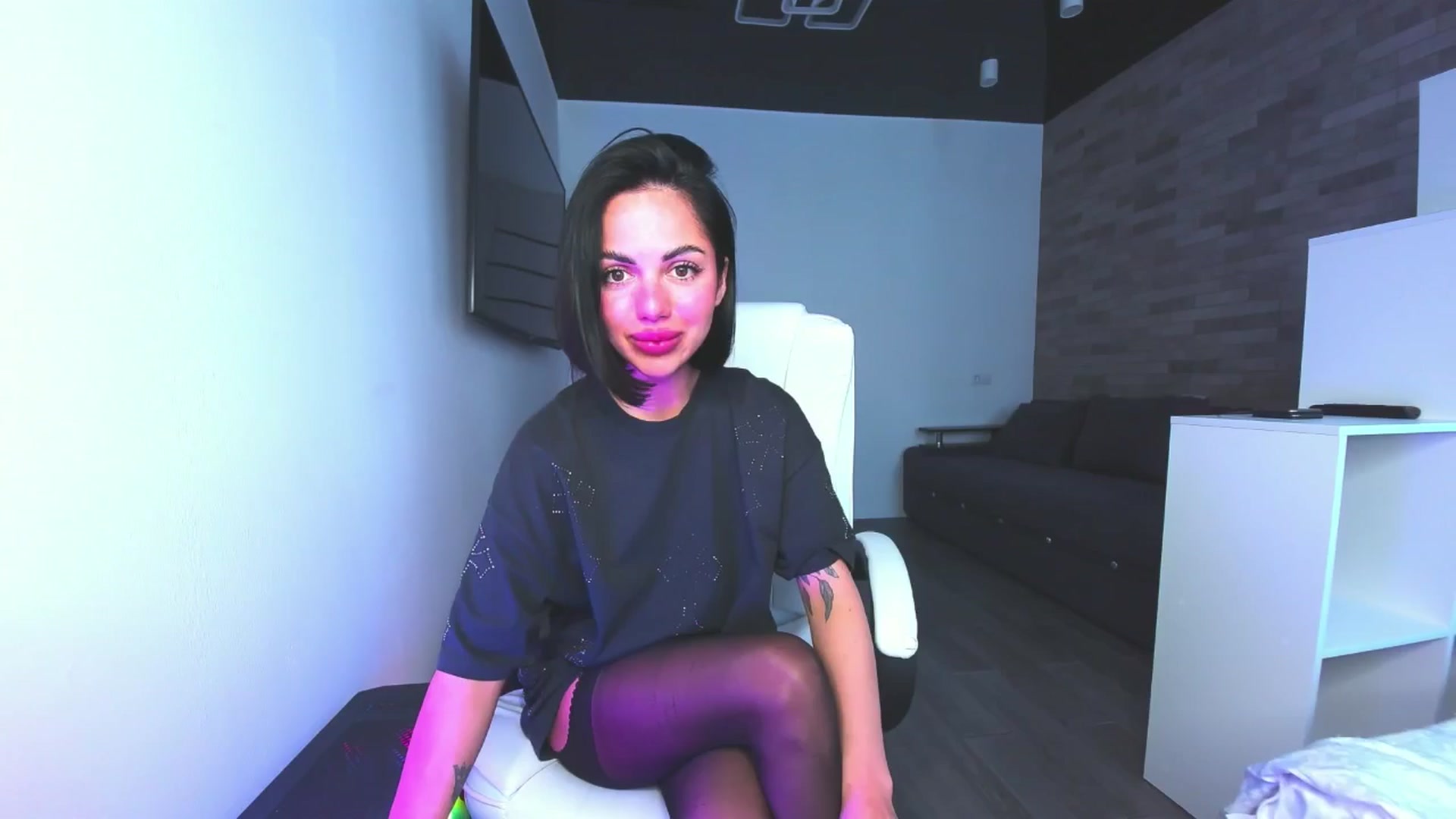 Gallery image thumbnail from Seylormooon's myfreecams stream on, 05/11/2025, 10:46 image 2 of 20