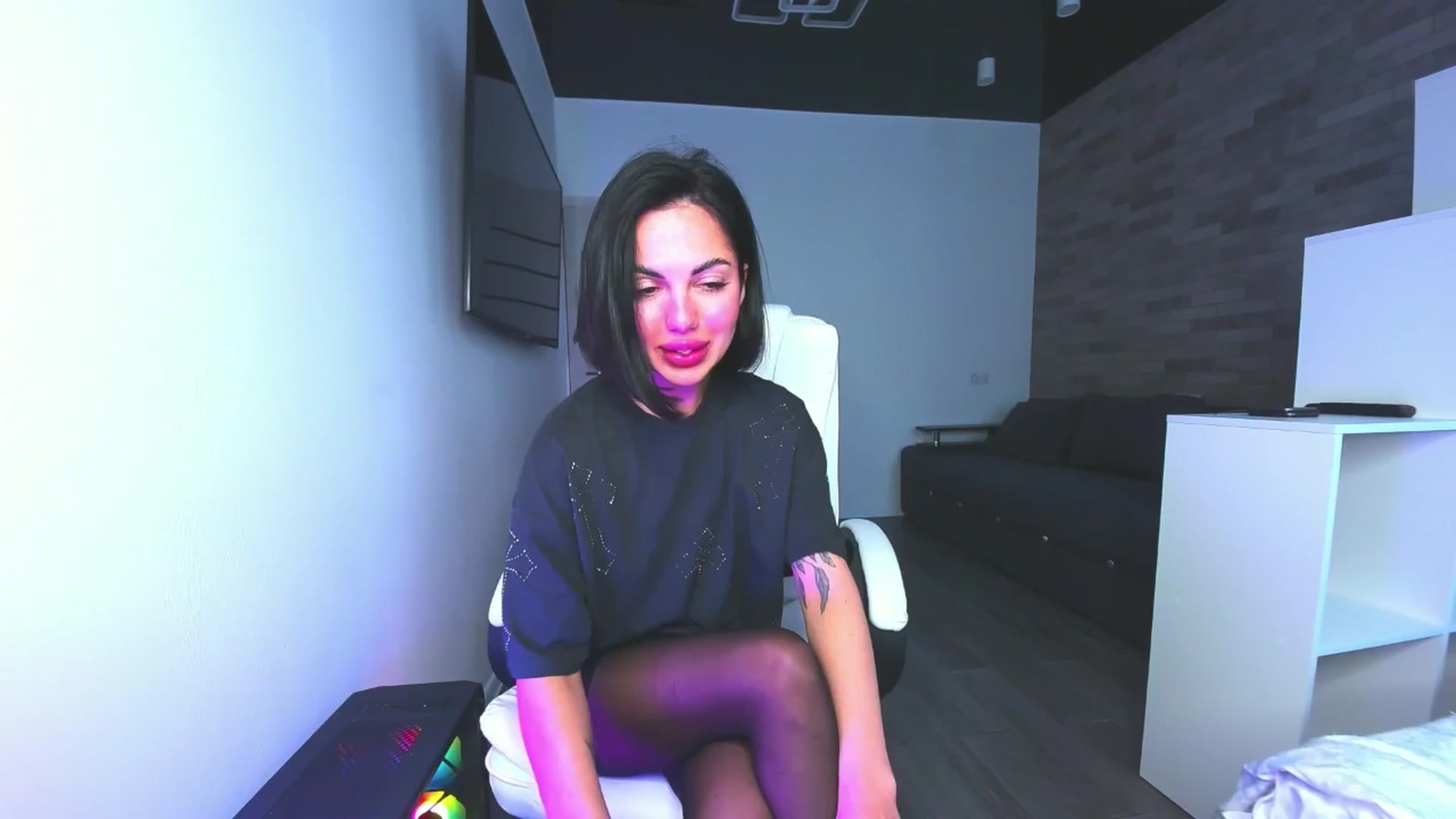 Gallery image thumbnail from Seylormooon's myfreecams stream on, 05/11/2025, 10:46 image 4 of 20