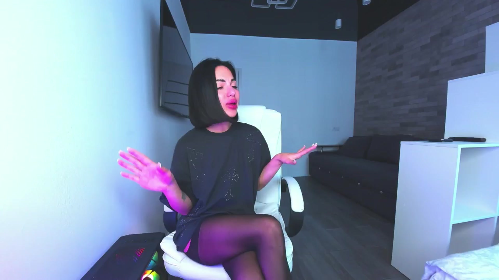 Gallery image thumbnail from Seylormooon's myfreecams stream on, 05/11/2025, 11:45 image 11 of 20
