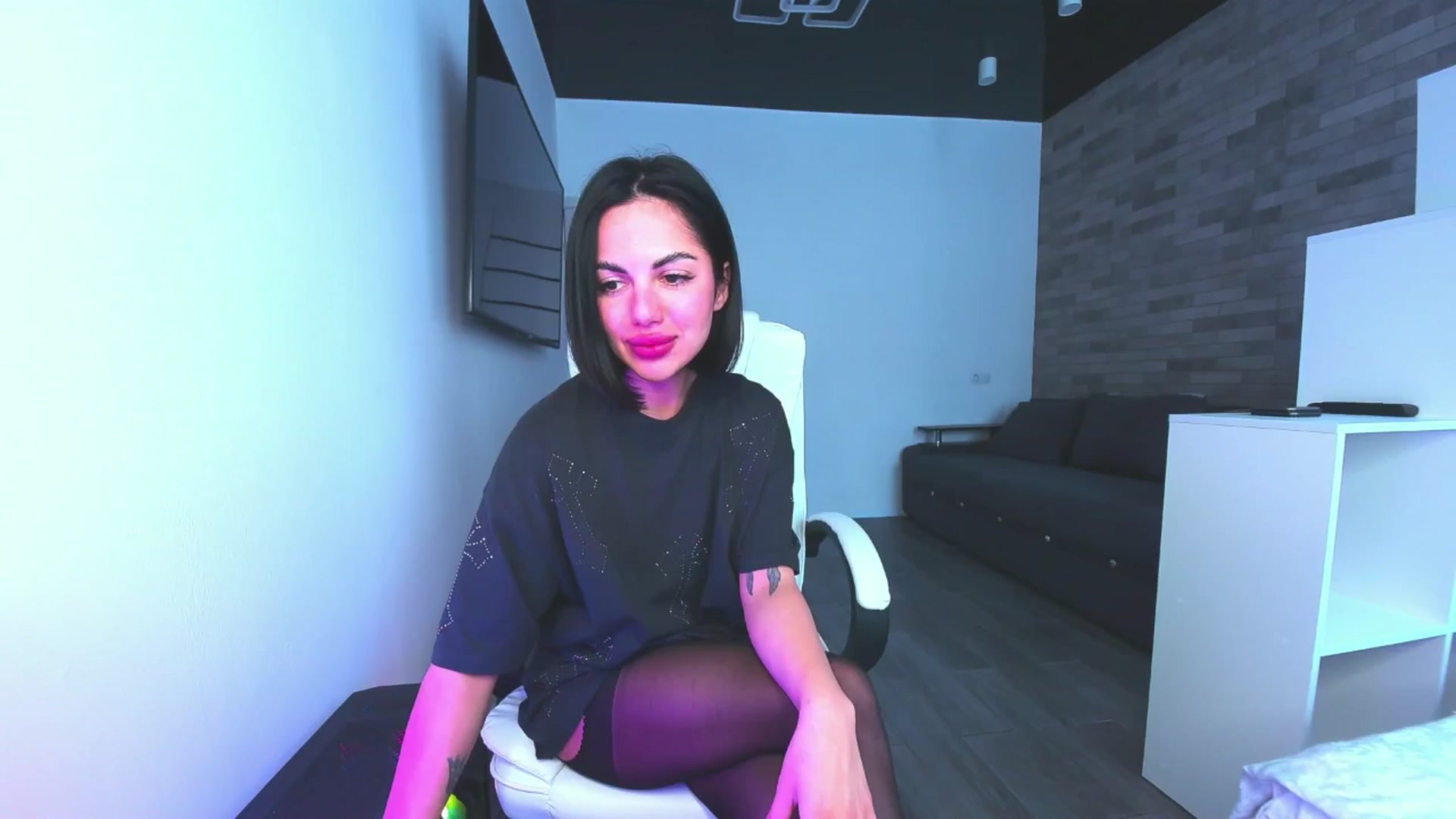 Gallery image thumbnail from Seylormooon's myfreecams stream on, 05/11/2025, 11:45 image 10 of 20