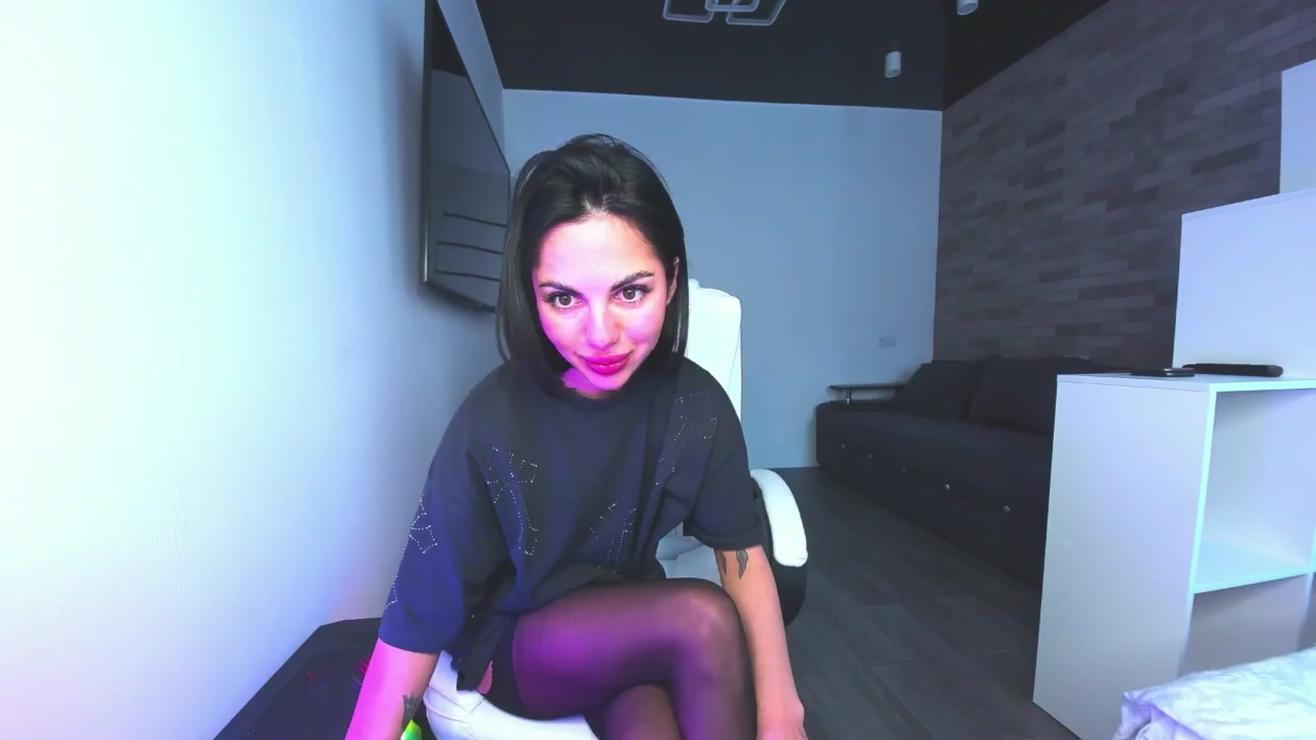 Gallery image thumbnail from Seylormooon's myfreecams stream on, 05/11/2025, 11:45 image 14 of 20