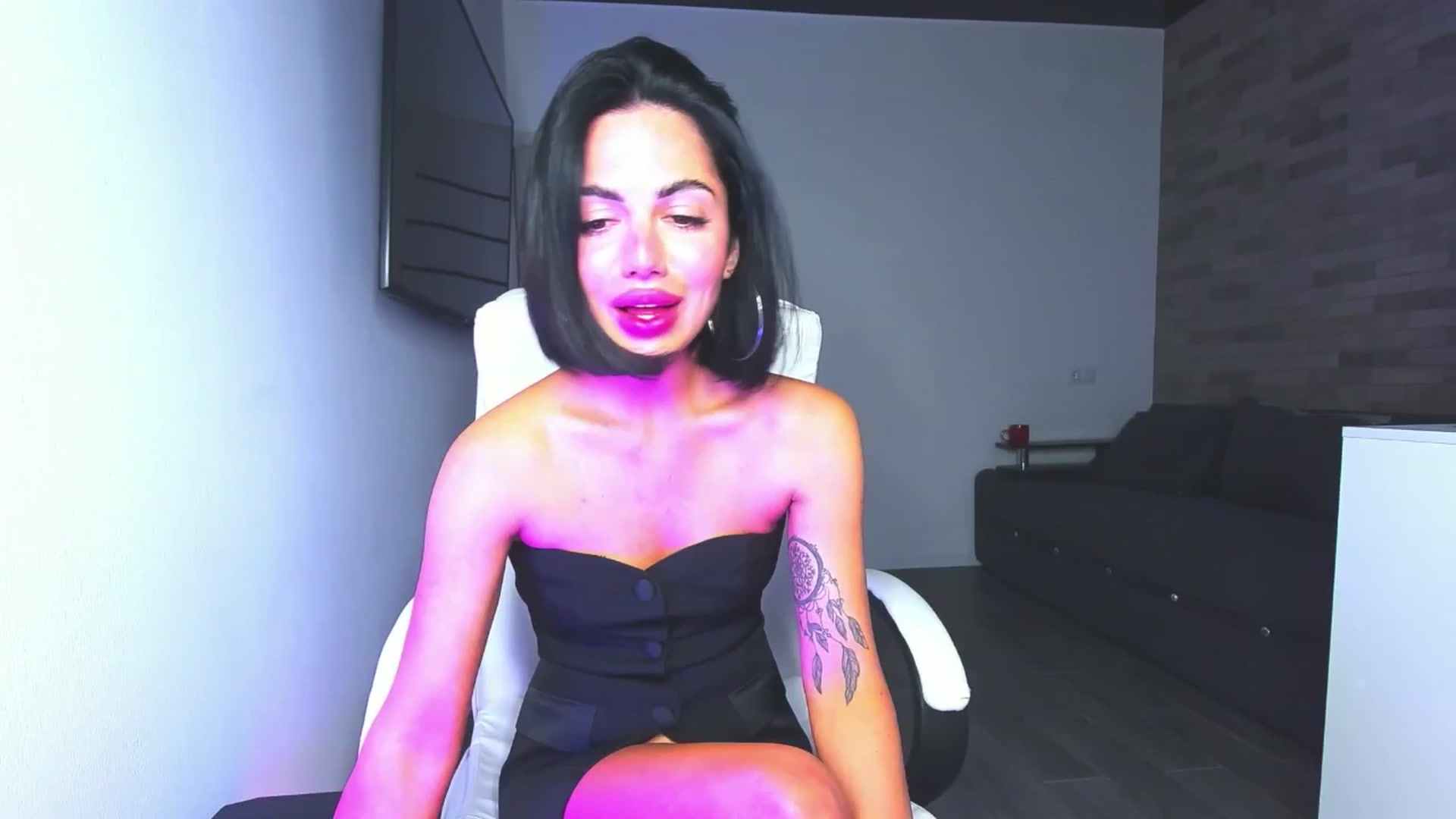Gallery image thumbnail from Seylormooon's myfreecams stream on, 05/12/2025, 15:31 image 9 of 20
