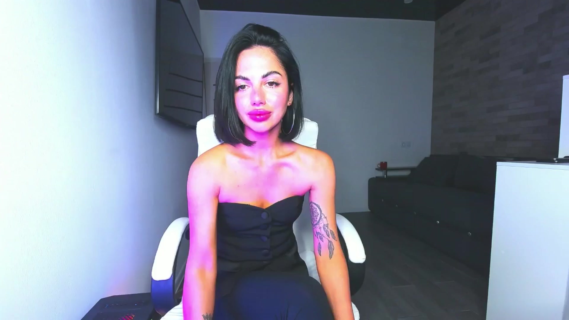 Gallery image thumbnail from Seylormooon's myfreecams stream on, 05/12/2025, 15:31 image 18 of 20