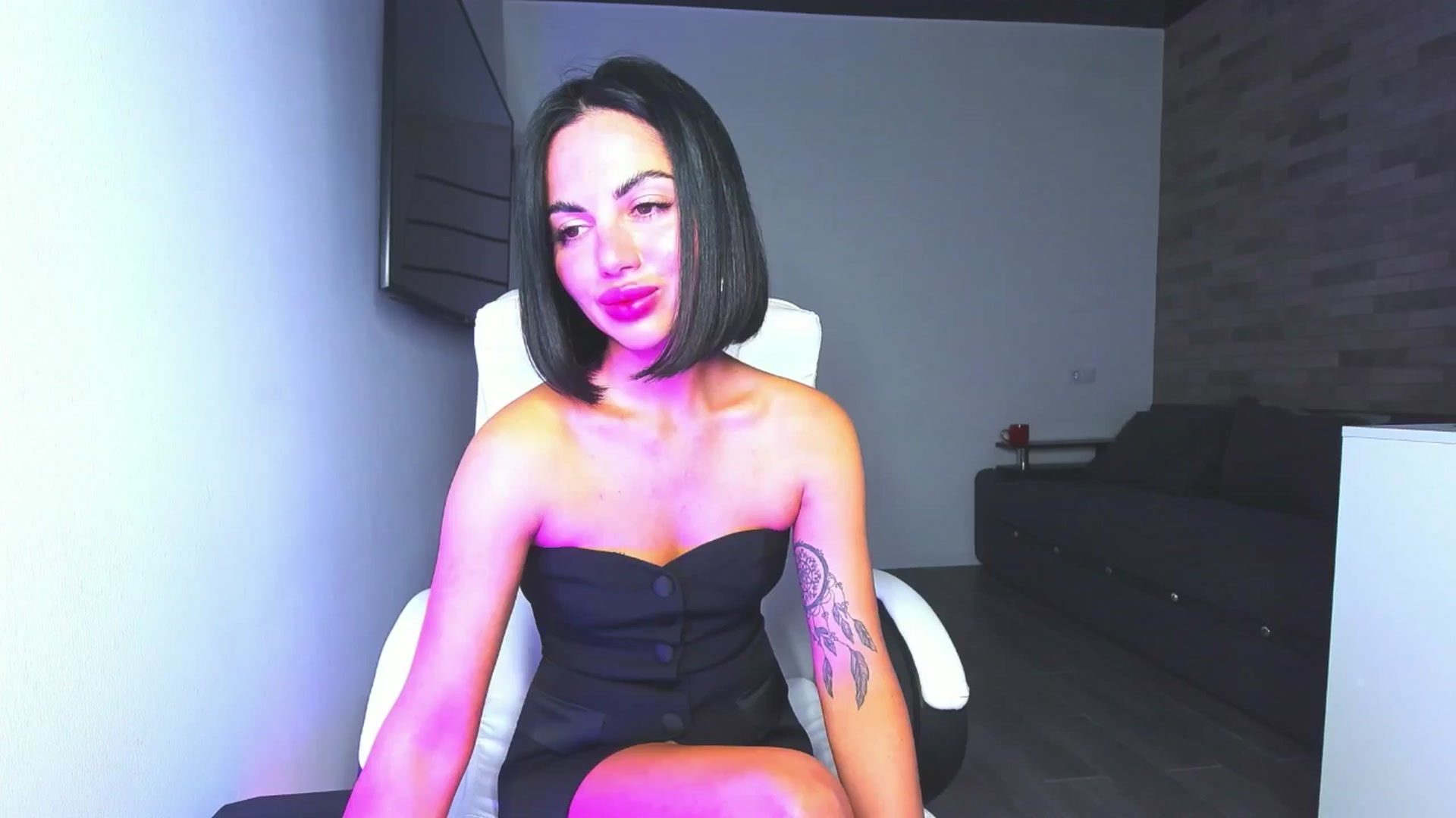 Gallery image thumbnail from Seylormooon's myfreecams stream on, 05/12/2025, 15:31 image 11 of 20