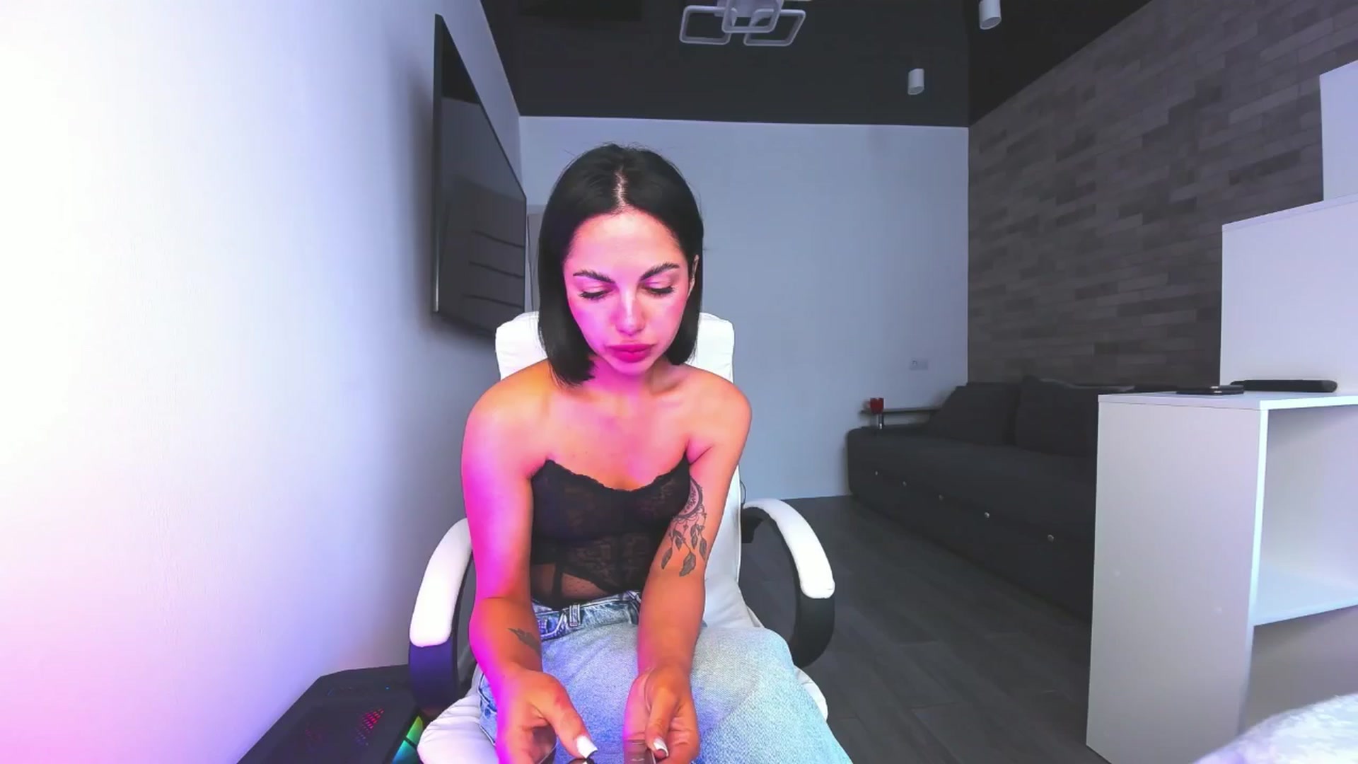 Gallery image thumbnail from Seylormooon's myfreecams stream on, 05/13/2025, 10:21 image 20 of 20