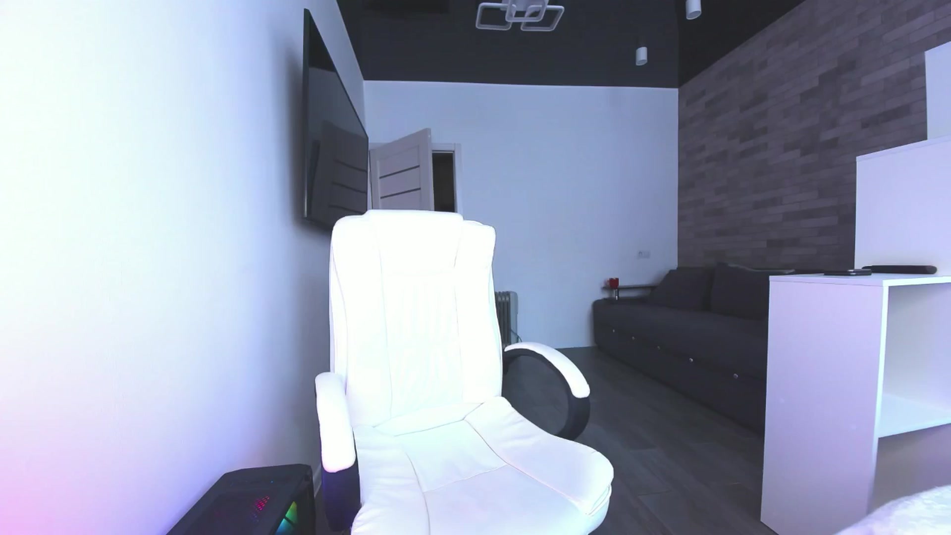 Gallery image thumbnail from Seylormooon's myfreecams stream on, 05/13/2025, 10:21 image 18 of 20
