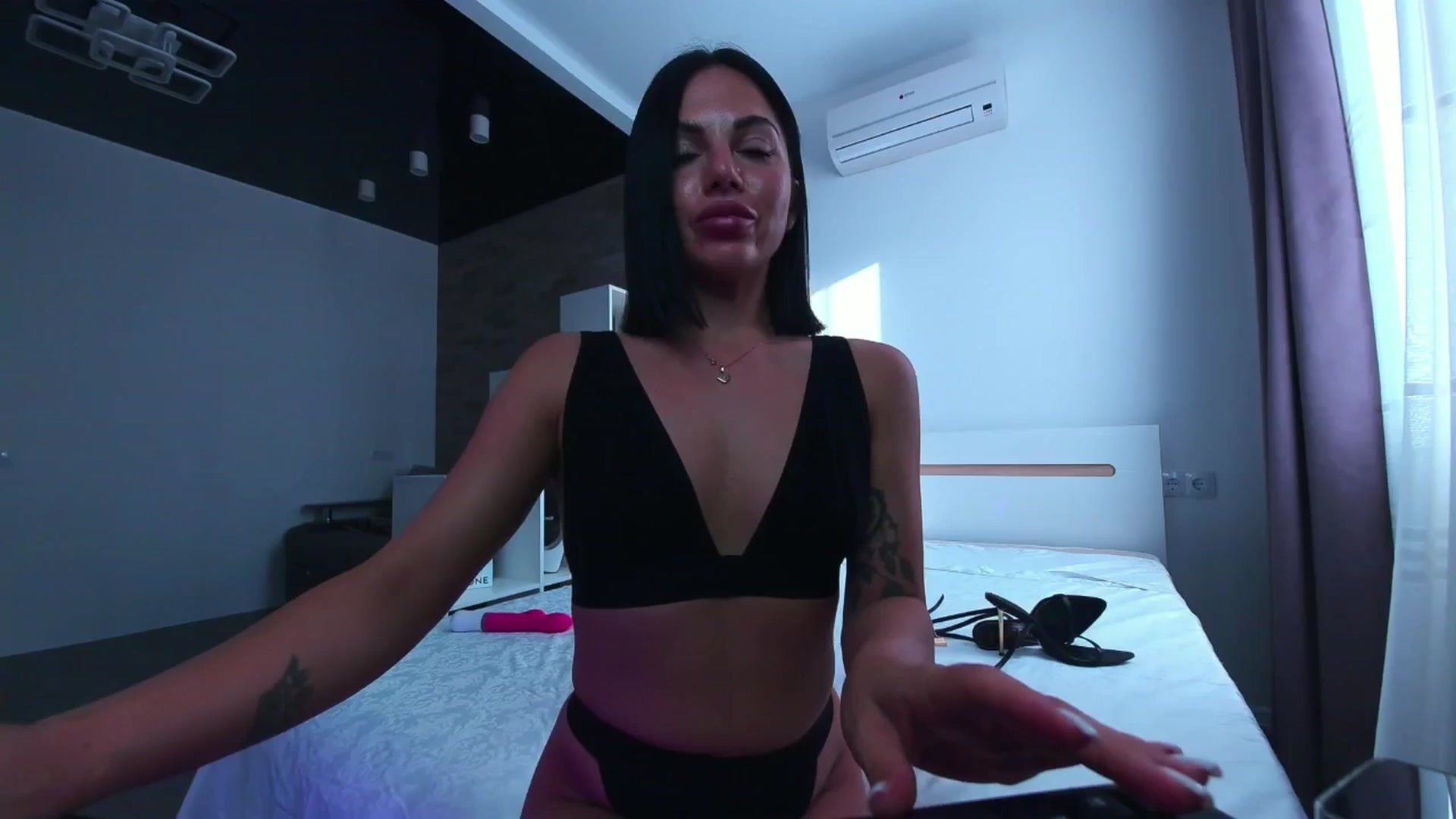 Gallery image thumbnail from Seylormooon's myfreecams stream on, 08/31/2025, 15:59 image 2 of 20